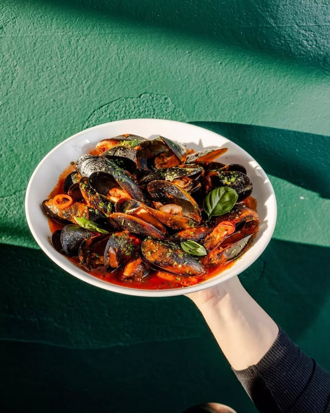 Wednesday Night Specials 🍕Pizza e Cozze! Head on down to Cecchi's for midweek cheap eats!

PIZZAS
RAGU Spicy pork + beef ragu, mozzarella, basil $18
LA MORTA Mortadella, confit tomatoes, mozzarella, pistachio pesto $18
FUNGI Roast mushrooms, truffle