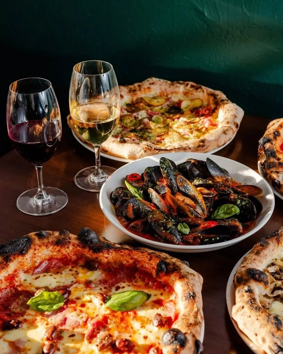 Midweek tastes better with Pizza e Cozze 🍕🍷

Every Wednesday | Book your spot | Walk-ins welcome