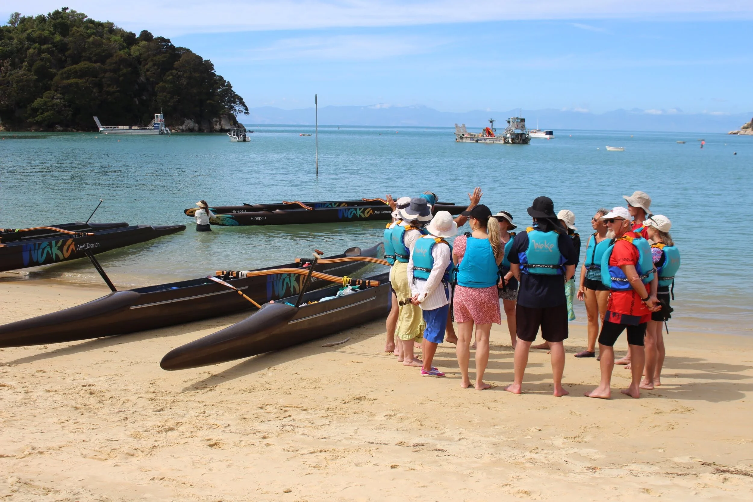 5. sunday waka ss 2020 (13).jpg