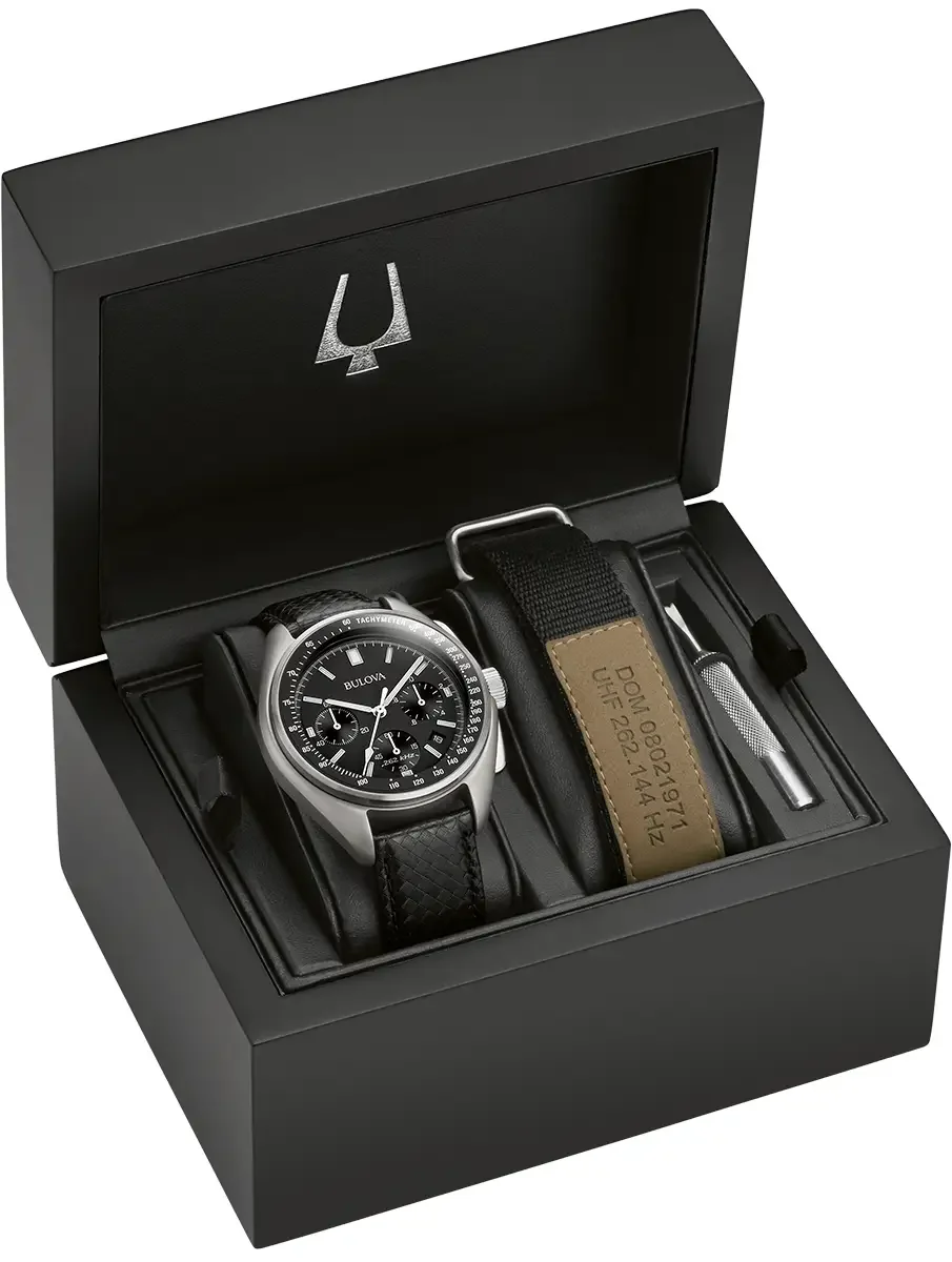 bulova_96b251_giftbox.webp