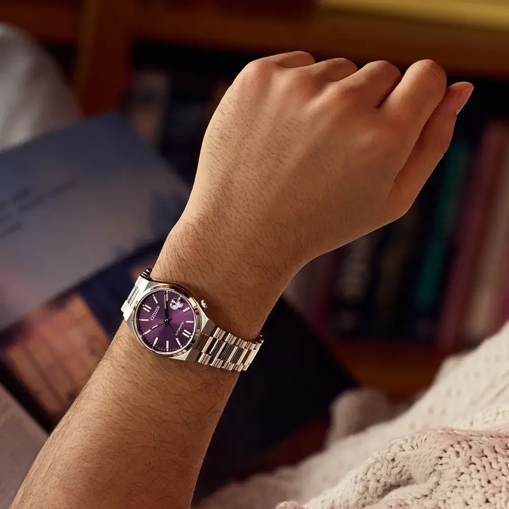 nj0200-50w_lifestyle_2.webp