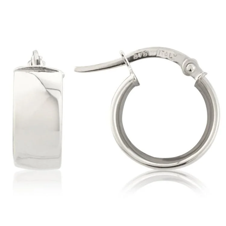 8F16W  9ct white gold hoop earrings,
