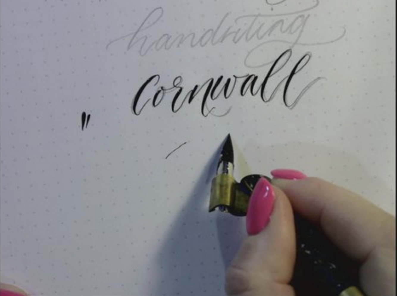 How to connect your lettering in modern calligraphy