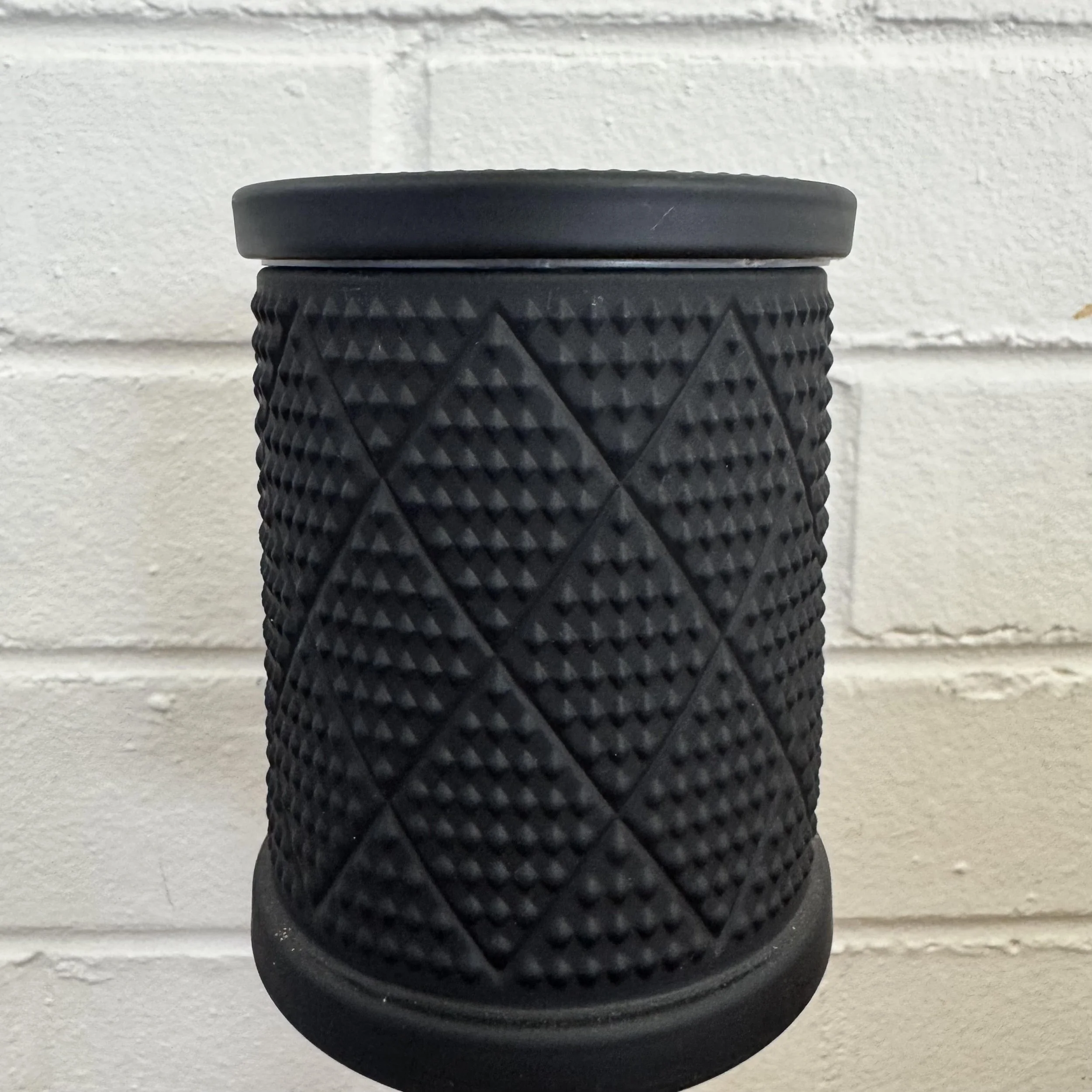 DIAMOND (Matte Black)