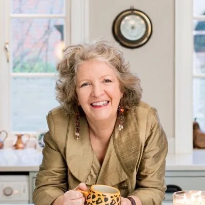 "Hello! It's better to talk"