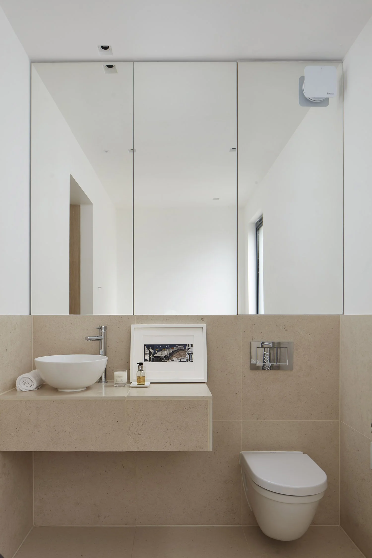 Crow Hill - bathroom 03.jpg