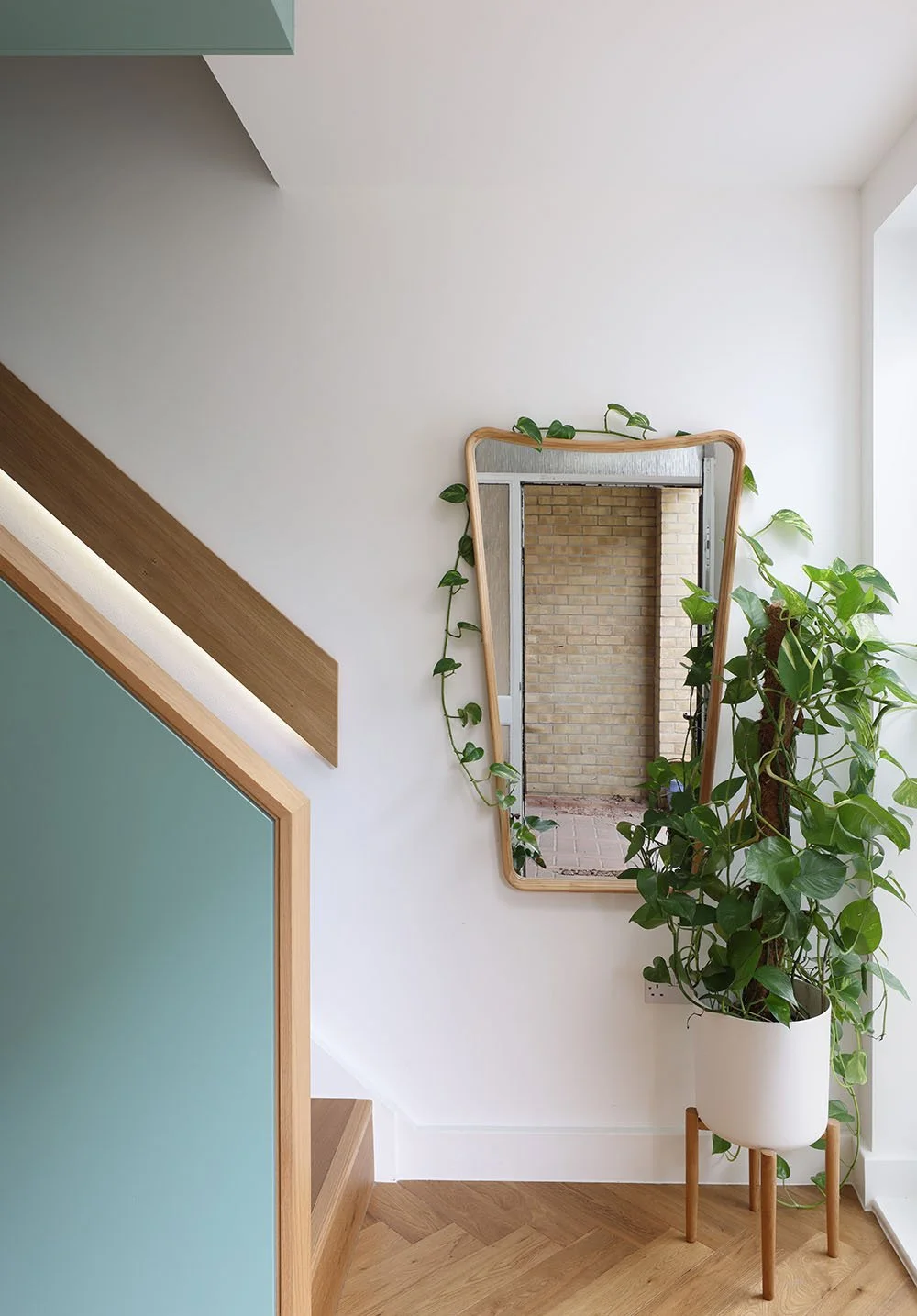 Bathurst - entrance 03.jpg