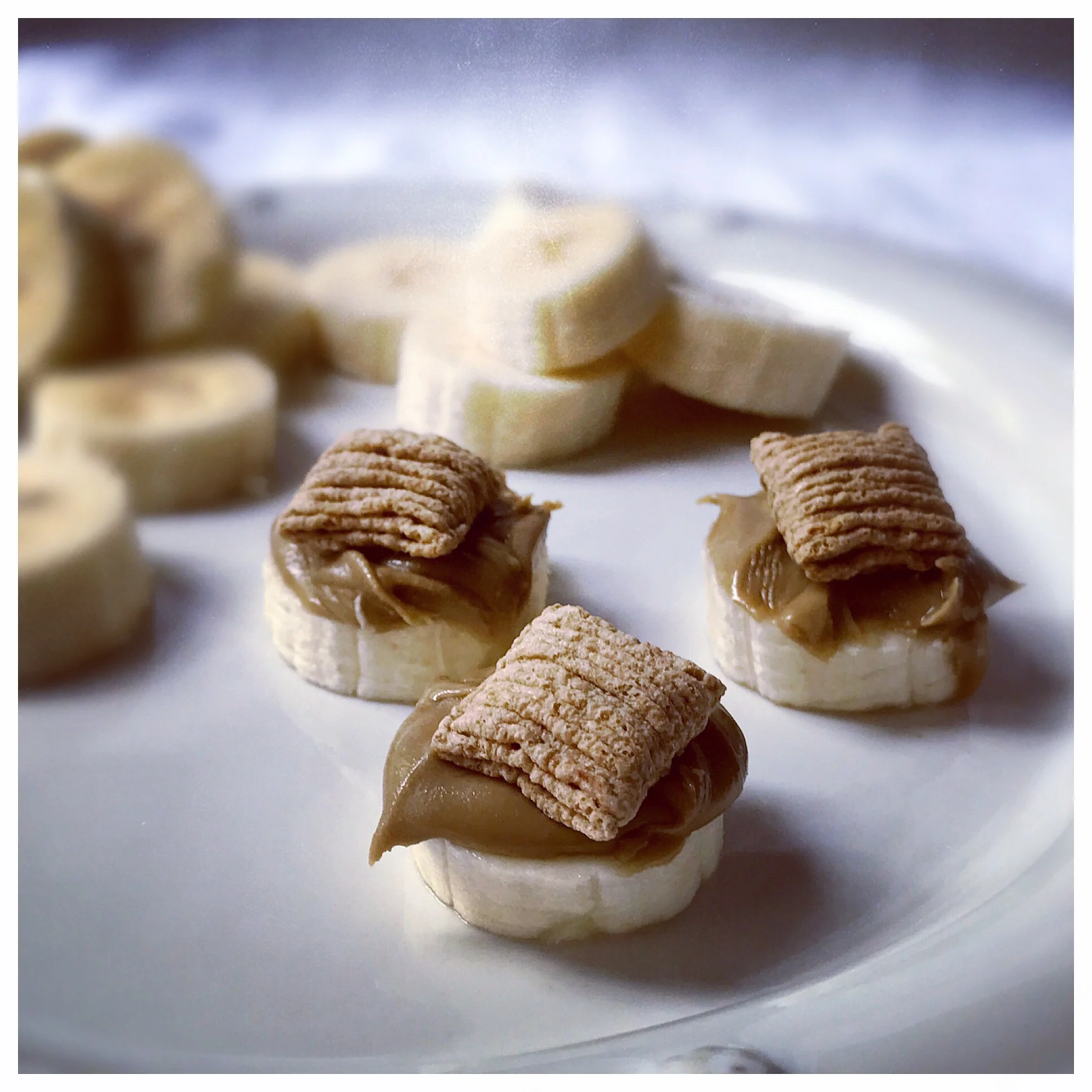 Banana Sun Butter Oat Bites