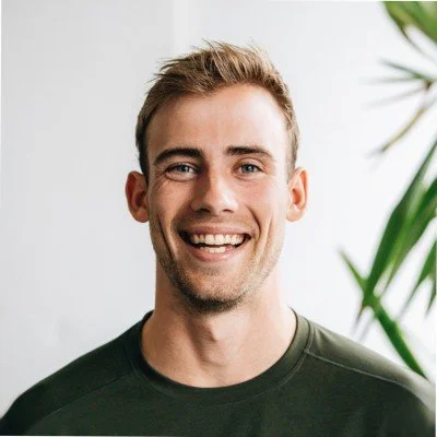 Connor Emeny - Conquering the world : The Ironman - Stories with Shomik Episode 5