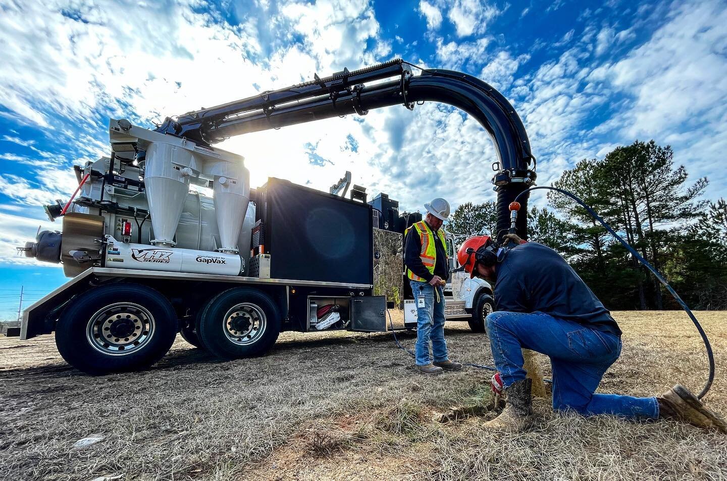 The VHX. A TRUE wet/dry vac with hydro and pneumatic digging options. For my guys running wet only trucks (JetVacs, Hydrovacs), what does this mean? Digging with air and/or vacuuming straight dry material requires extra filtration to be effective and