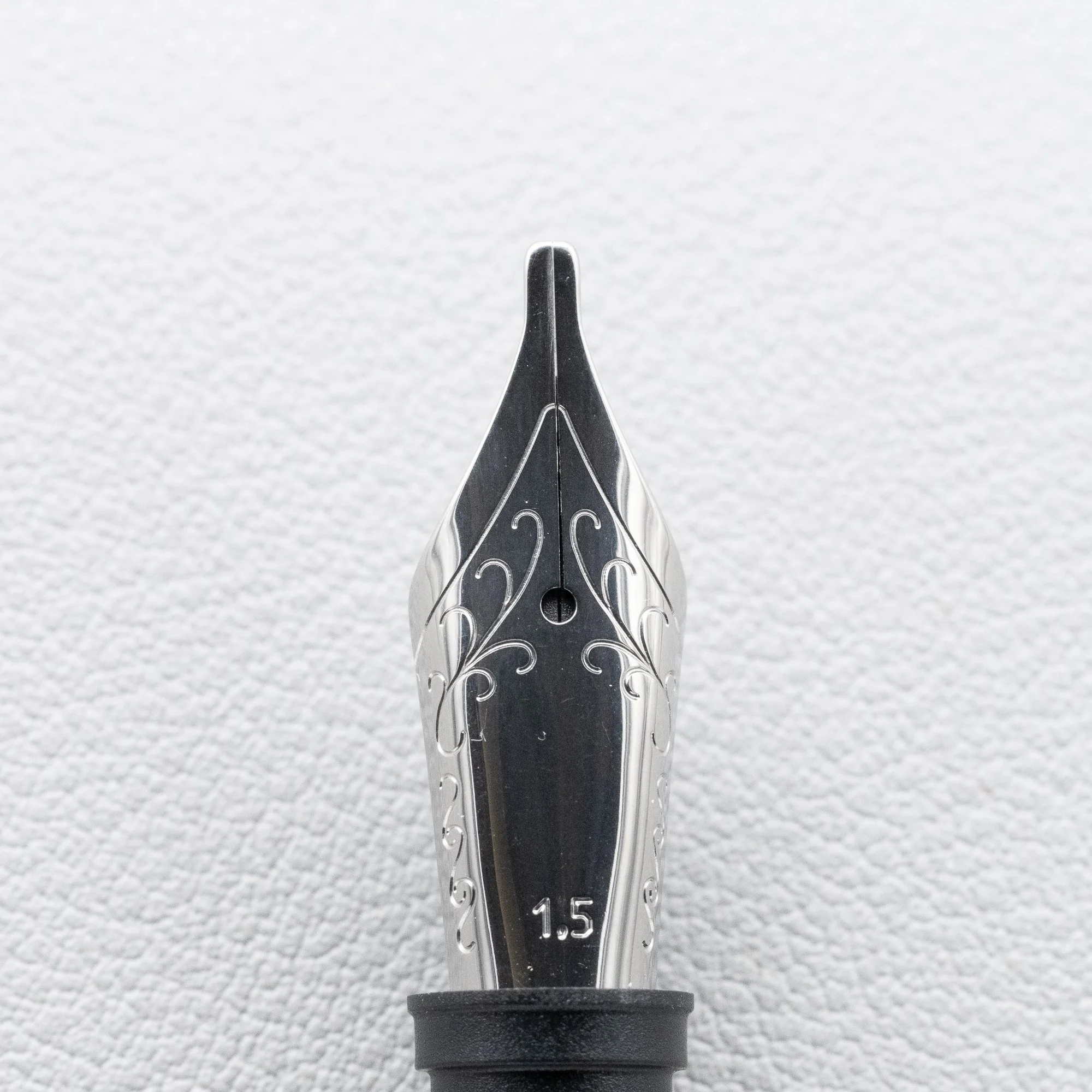 Jowo #6 - Stub 1.5 - Polished Steel Floral