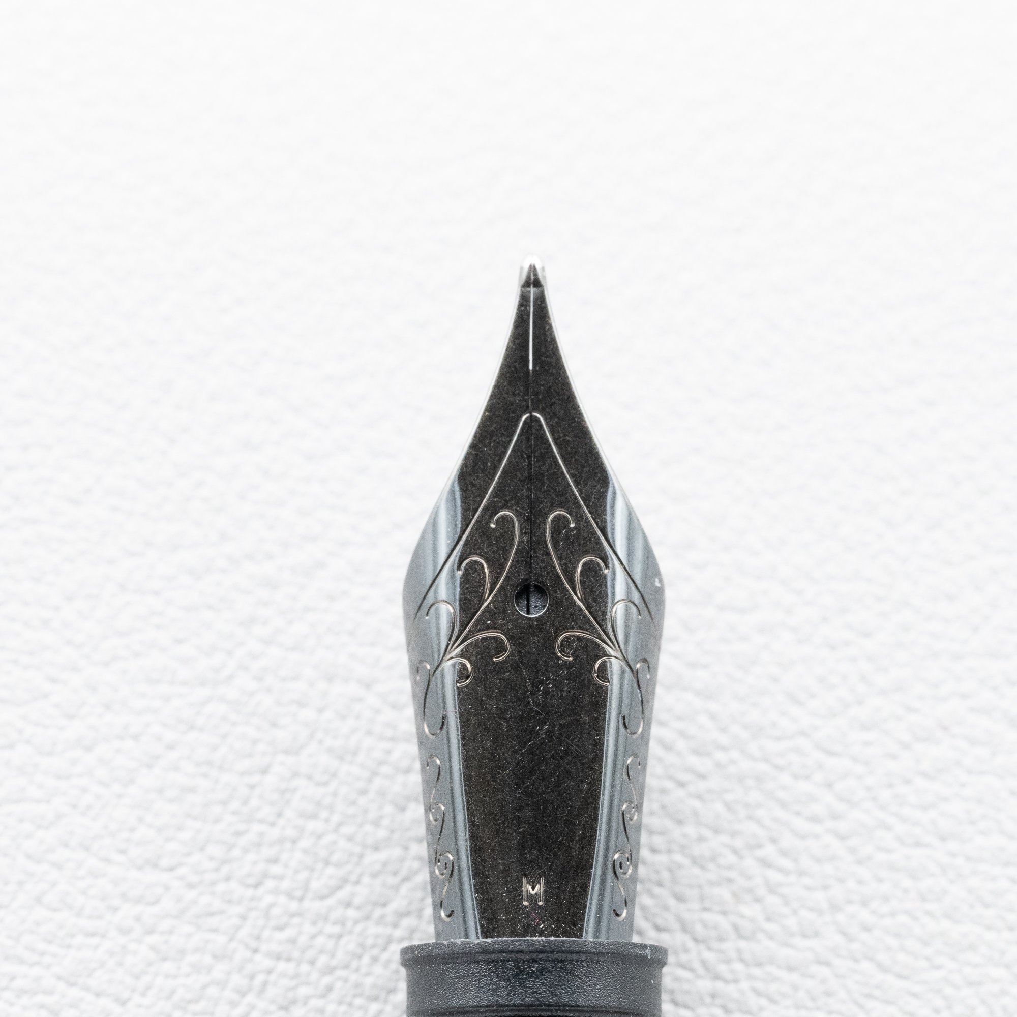 Jowo #6 - Medium - Black Steel