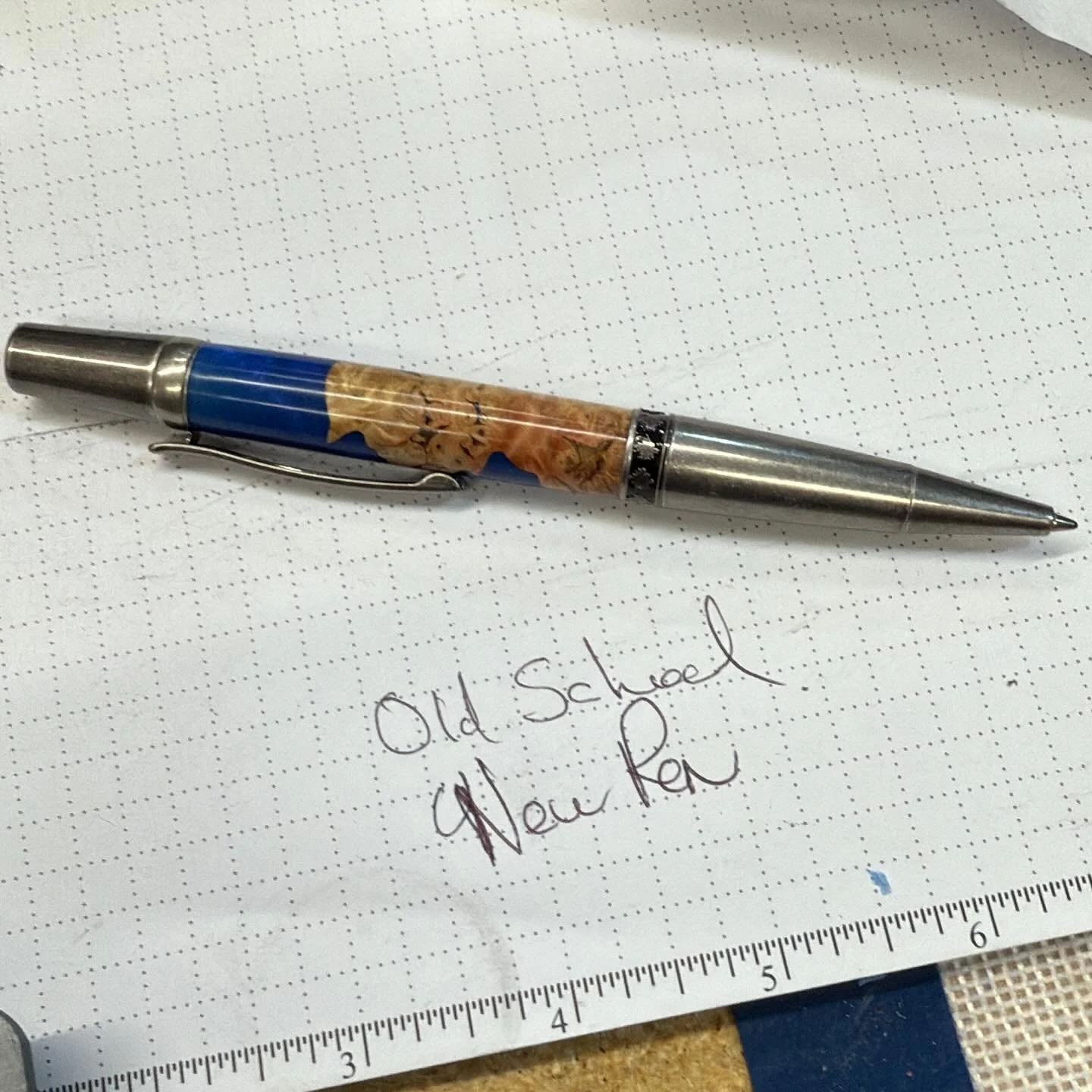 Went Old school tonight and made a nice kit pen with some nice blue hybrid material.  #penmaker