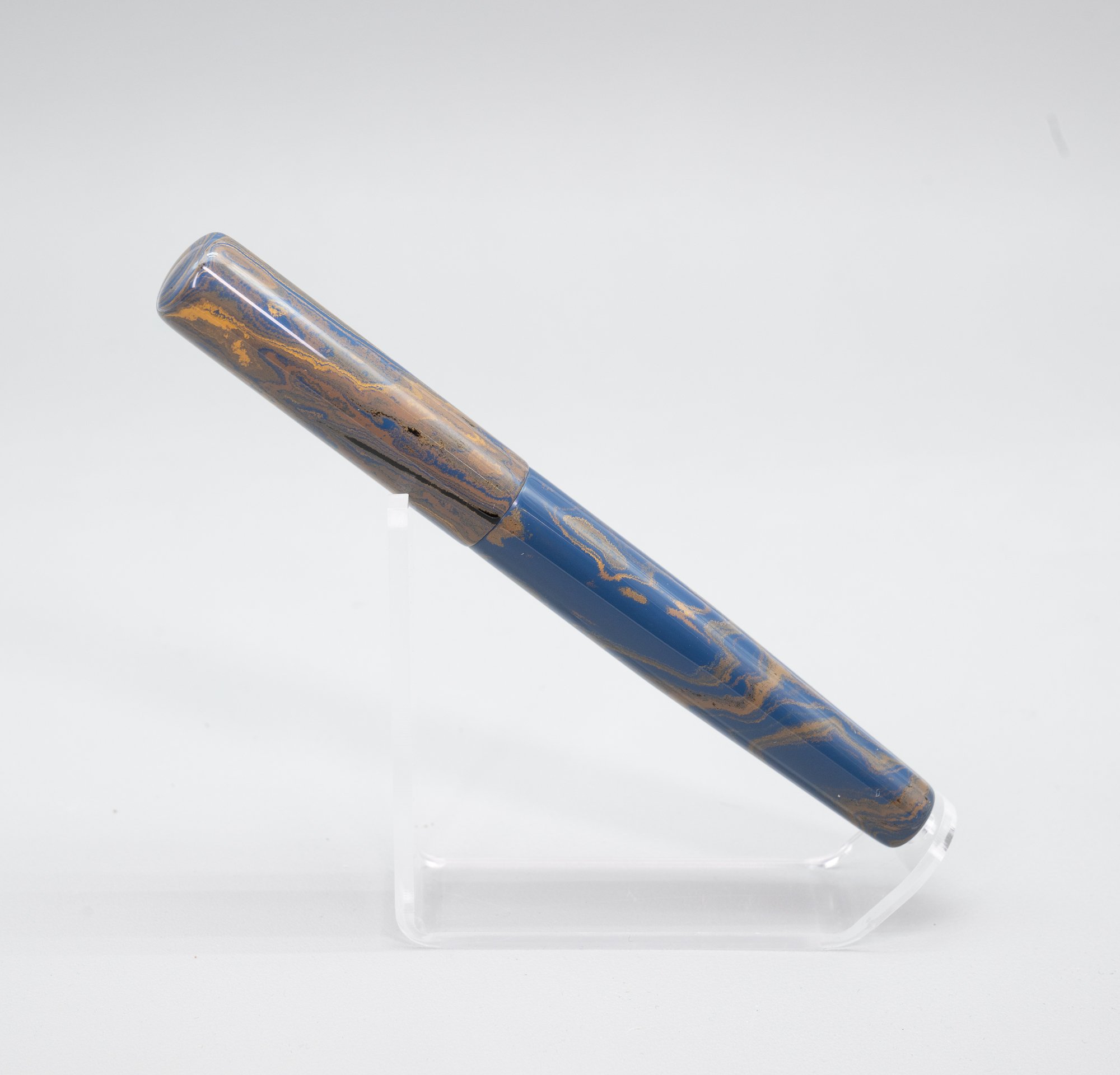j2226-63.jpg