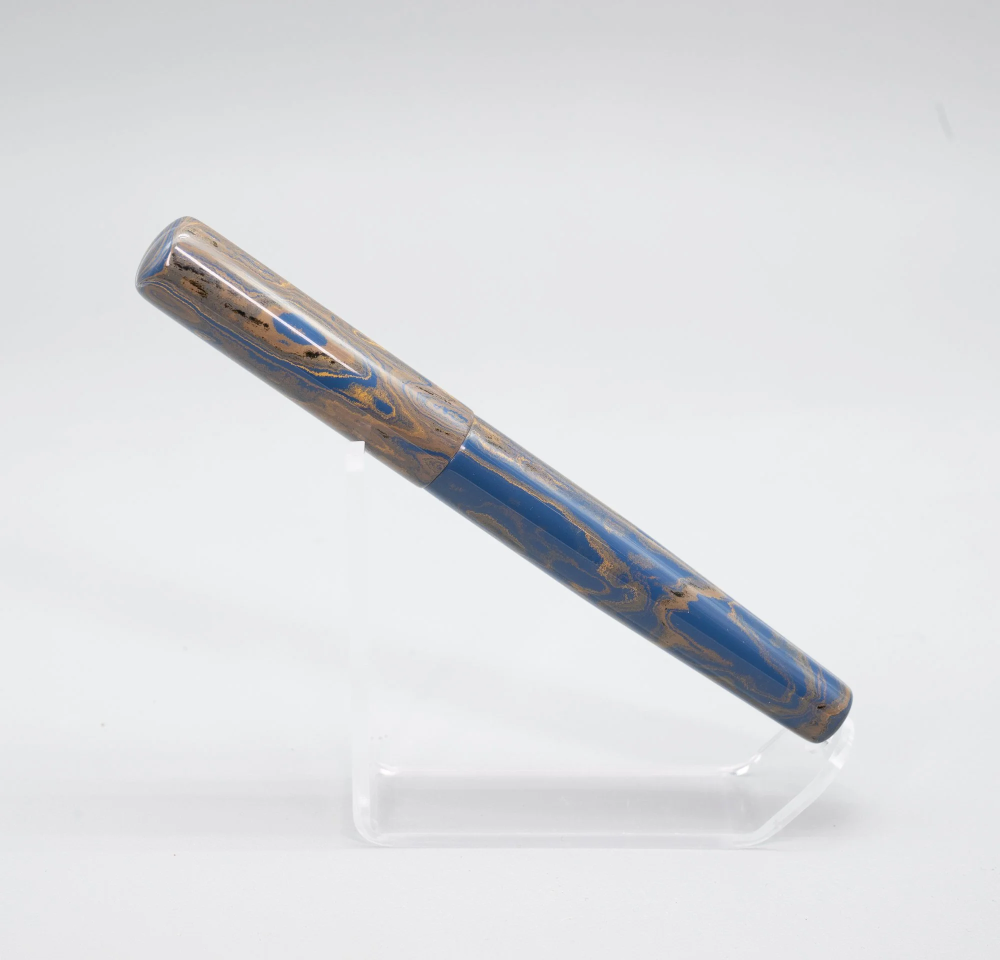 j2226-62.jpg