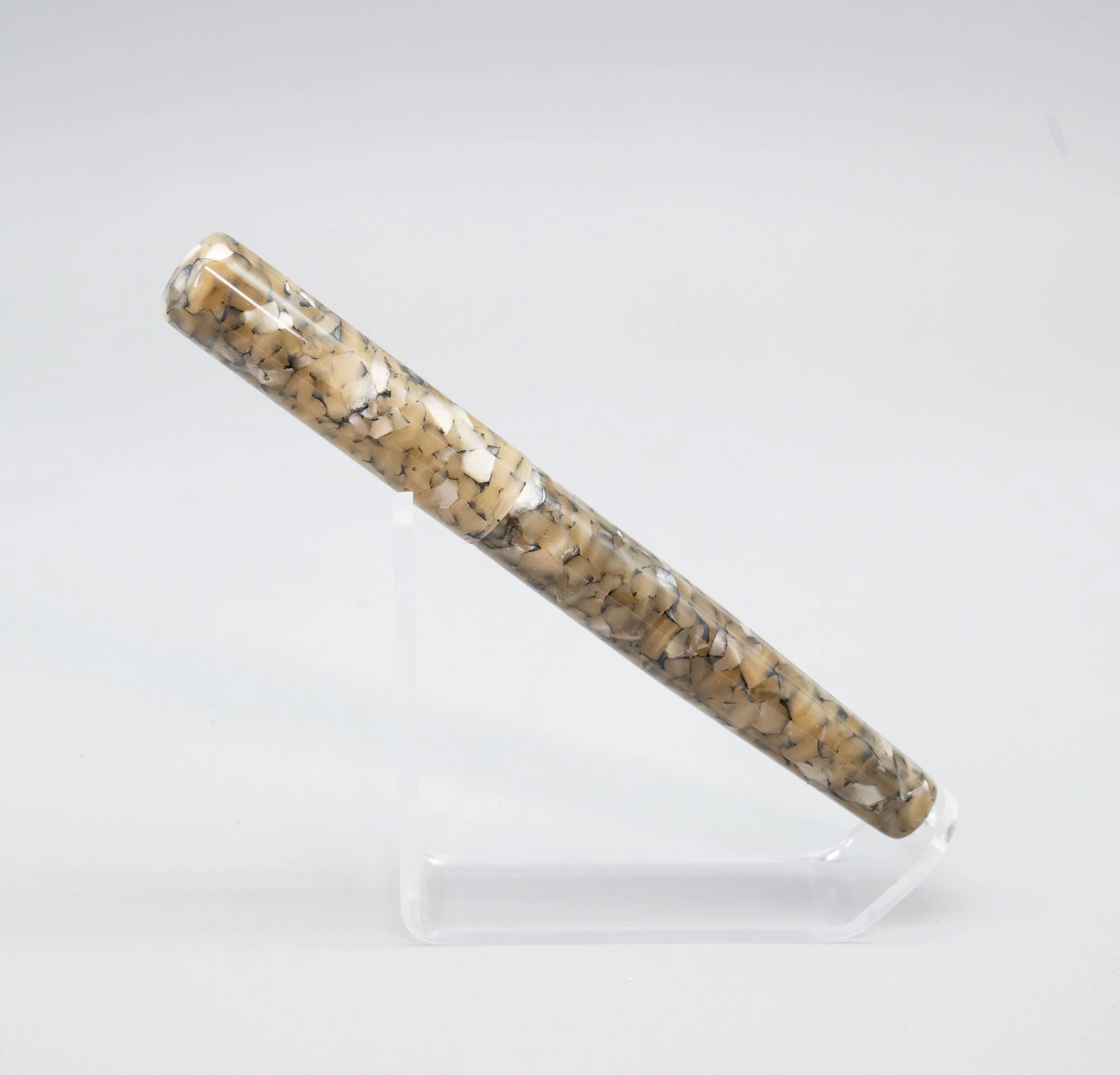 j2226-130.jpg
