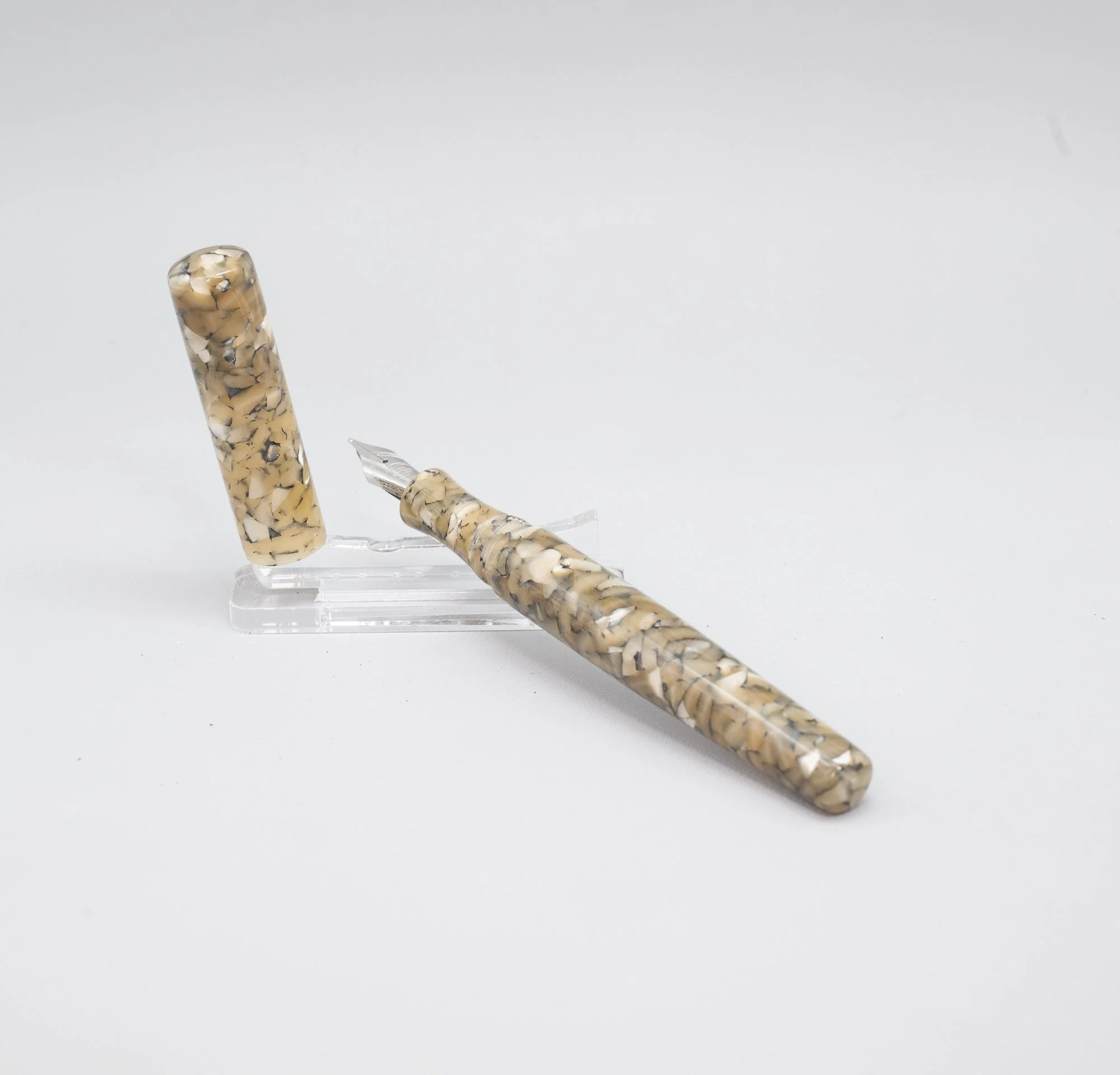 j2226-132.jpg