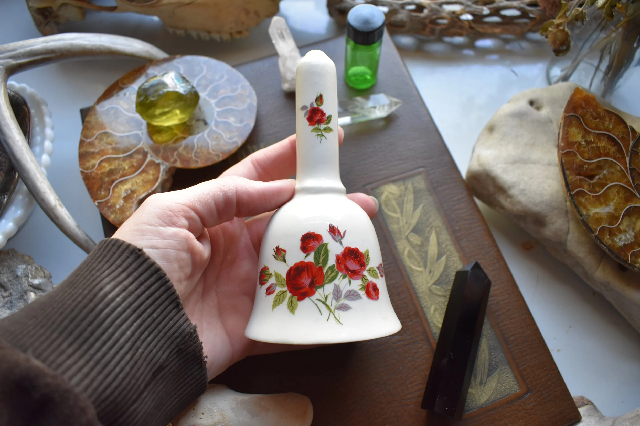 1980s Red Rose Motif Bell