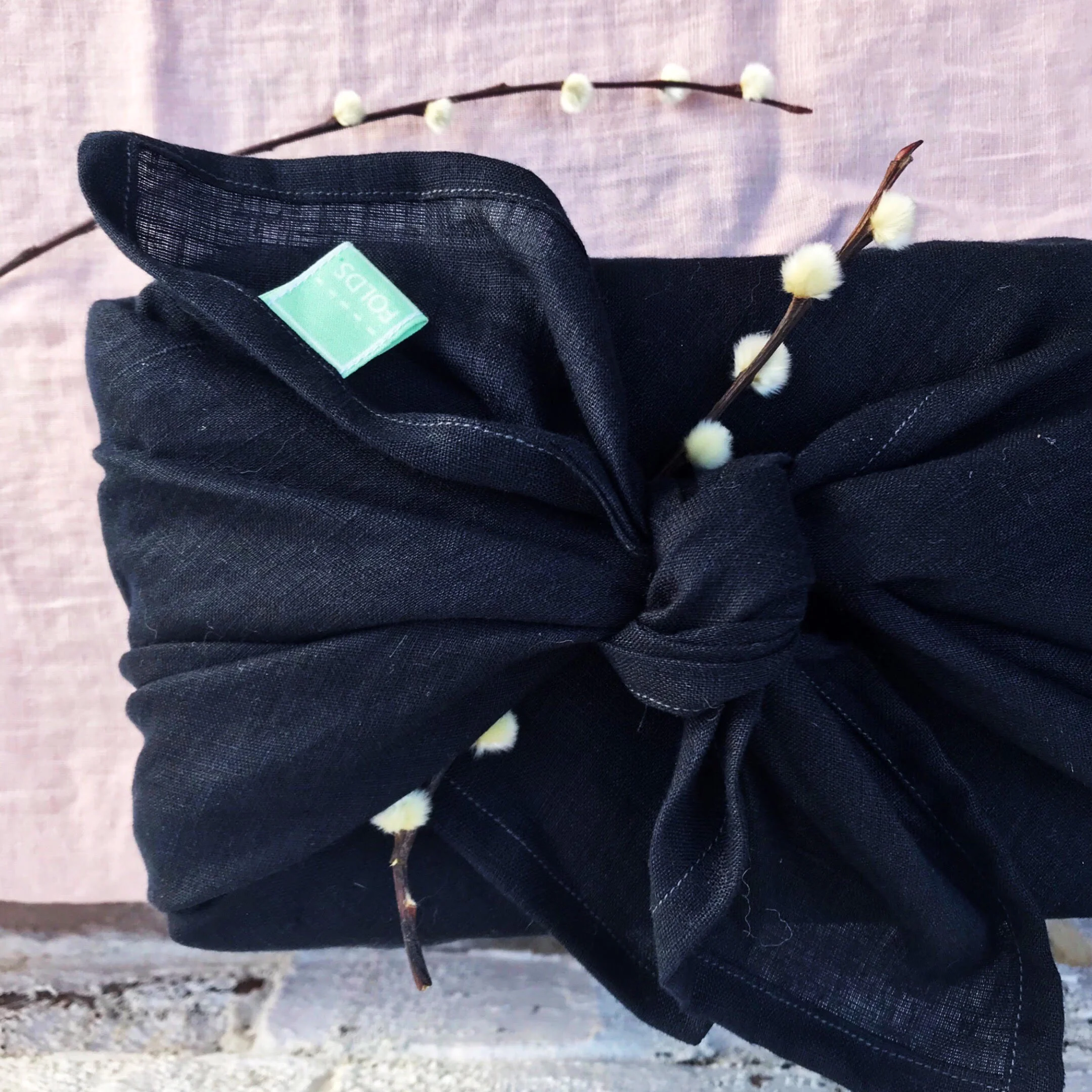 unnamed (3)-folds-bristol-linen-sustainable.jpg