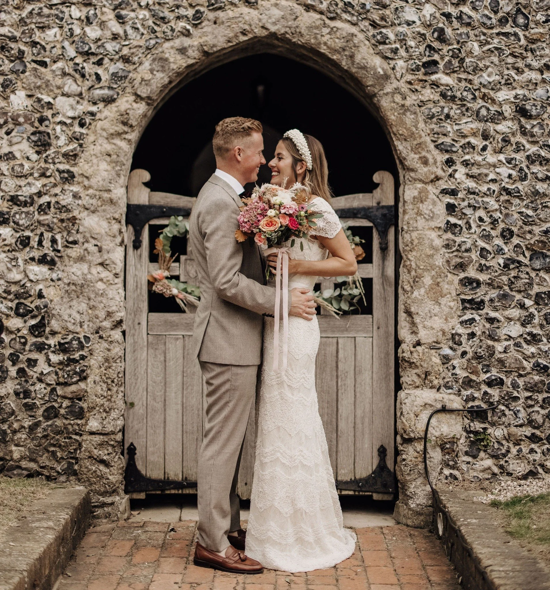 Thank you, Sarah!

&ldquo;Penfold were just amazing, had the crowd dancing and singing and made it a night to remember.&rdquo;
Wedding at @marquisofgranby 
⭐️⭐️⭐️⭐️⭐️