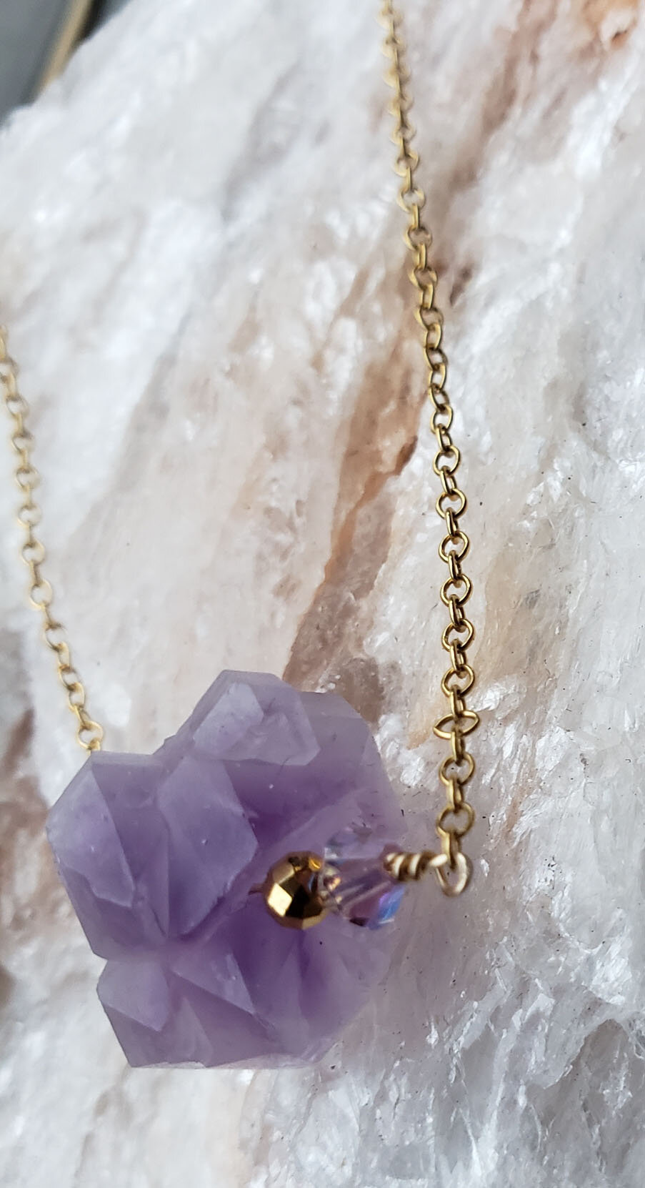 RAW AMETHYST CLUSTER