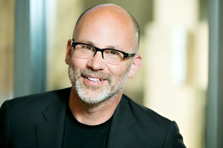 Fisher_Phil_Color-1b9vbkq-768x512.jpg
