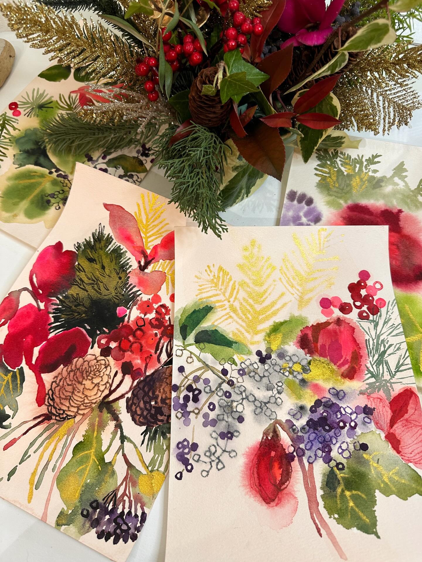 This year, I&rsquo;m planning to paint winter flowers leading up to Christmas. Parts of this bouquet are foraged from the garden or my neighbourhood and some bits are plasticky decorations. But they&rsquo;re great inspo for the metallic paints and pa