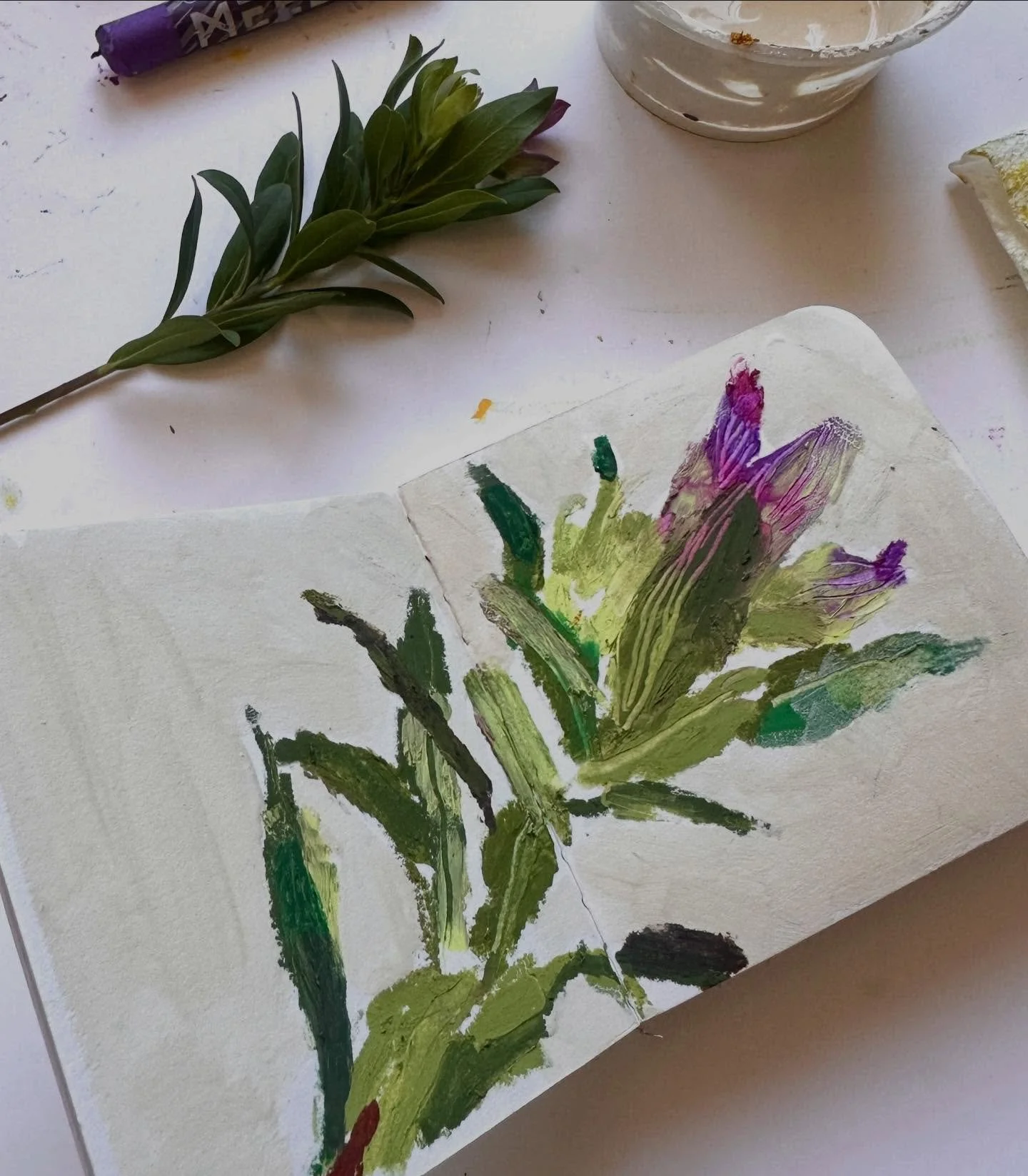 Hope you&rsquo;re all having a relaxing New Year&rsquo;s Day! I went for a long walk this afternoon, then spent the evening on a bean bag in front of the TV, eating cheese. 
I started an oil pastel sketchbook yesterday. Pastels are great for colour s