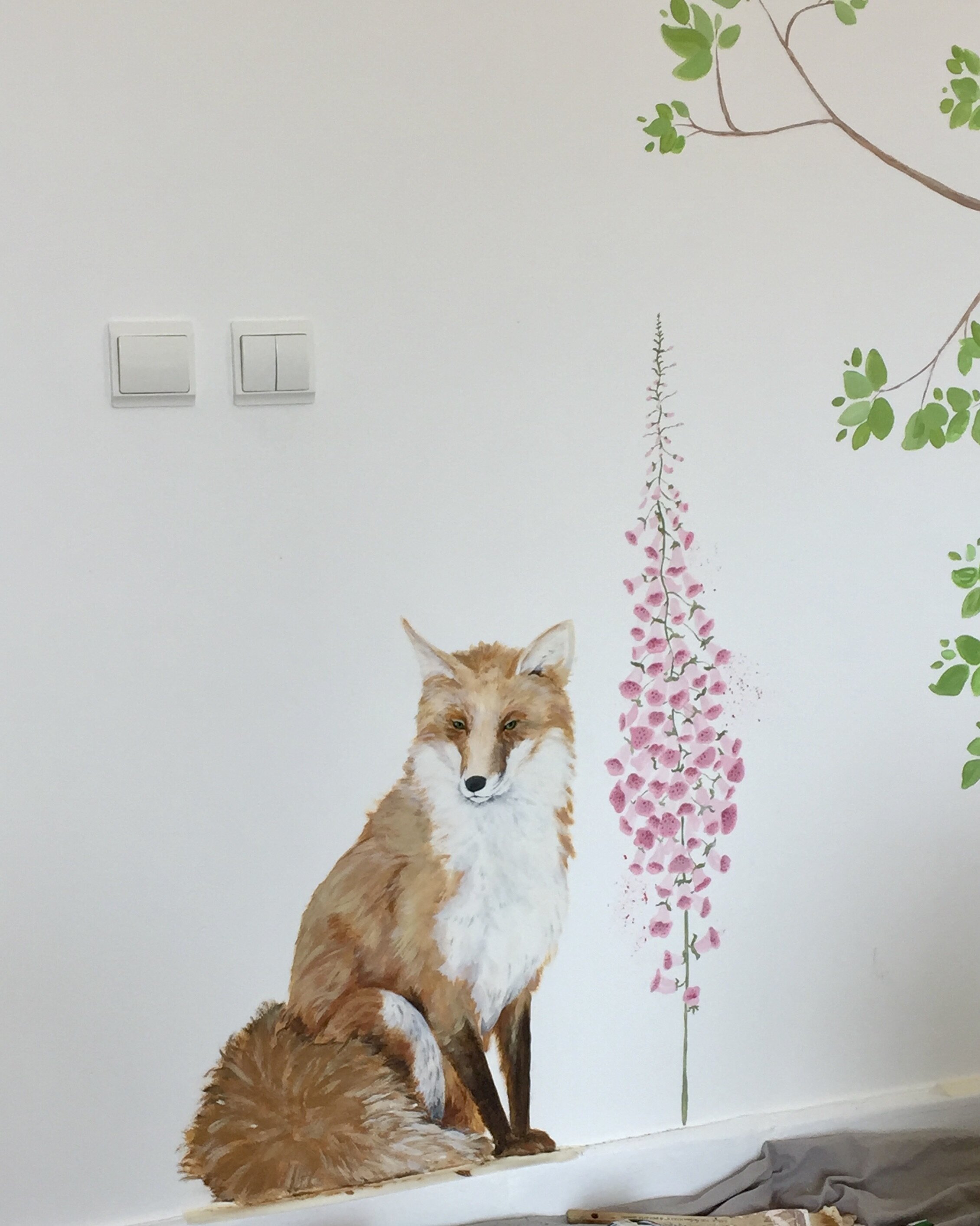  FOX AND HIS GLOVES . Children’s bedroom mural . 2021 