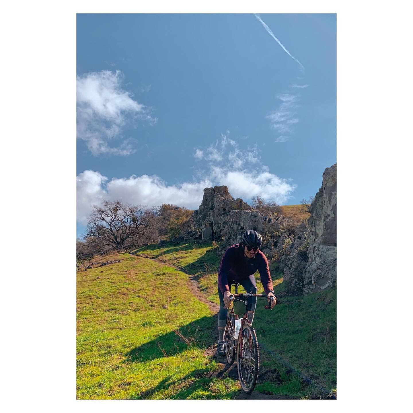 Most of what you need in life can be found with good friends and dim sum. 恭喜發財🥮🚵🏼🌄 .
.
. 📍Chochenyo
.
#photo #streetphotography #camera #wasatch #beautiful #style #folk #love #friends #lifestyle #travel #film #photography #nativepeoples #climbin