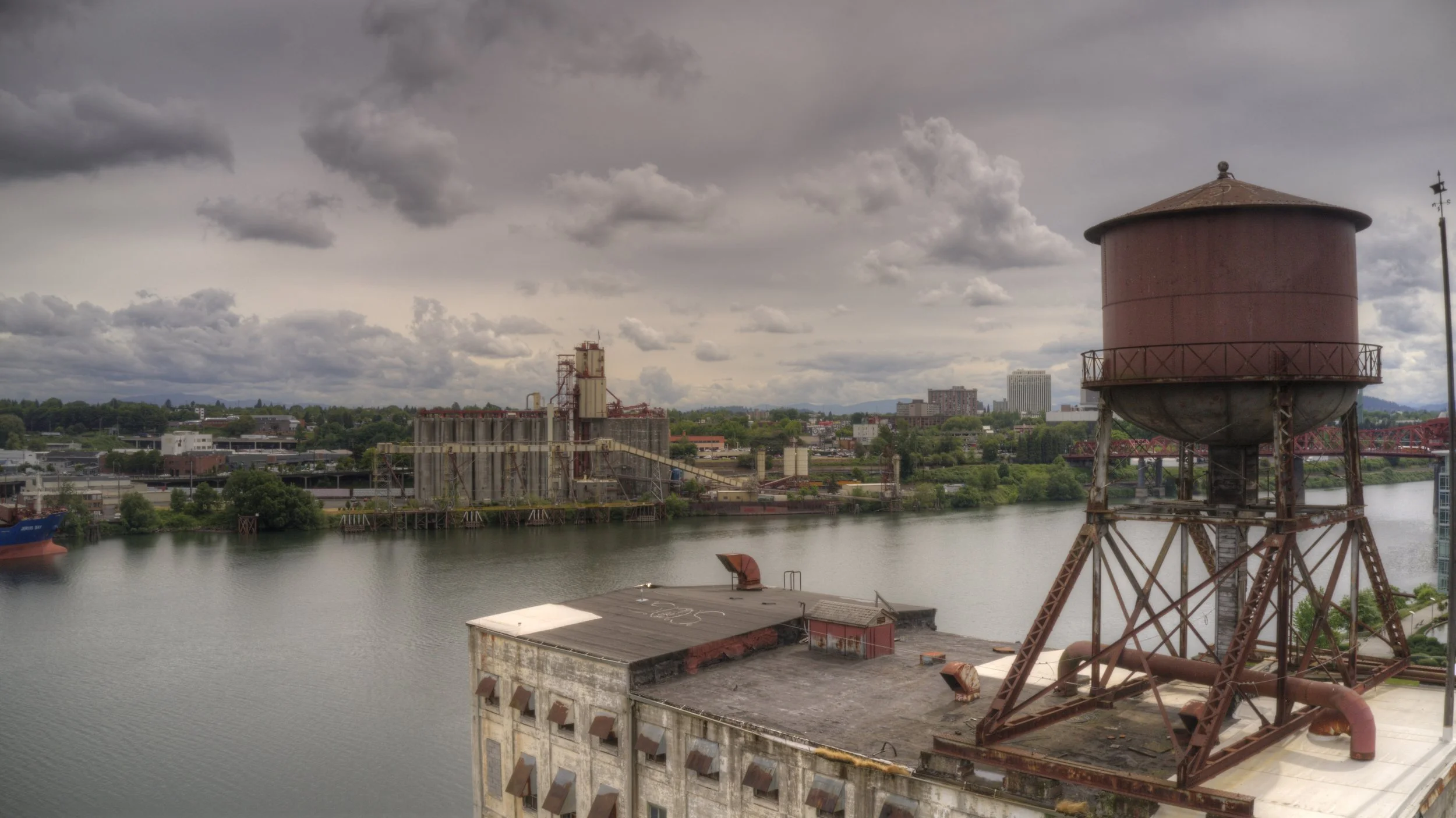 DJI_watertowerriver_tonemapped.jpg