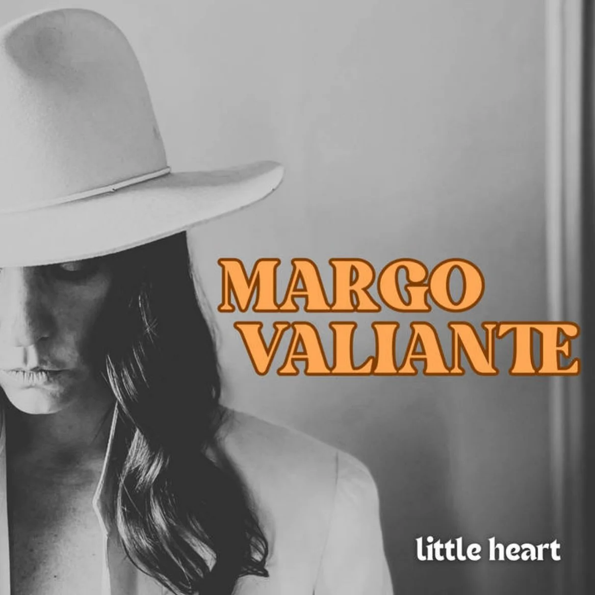 NEW SONG 🧡 LITTLE HEART 🧡 available for download on Bandcamp, today 12.6 - find it on all other platforms on 12.13 - see the link in the bio :)

A HUGE thanks to the band and team who has been behind me for all these years:

Guitar: @lucabenedetti_