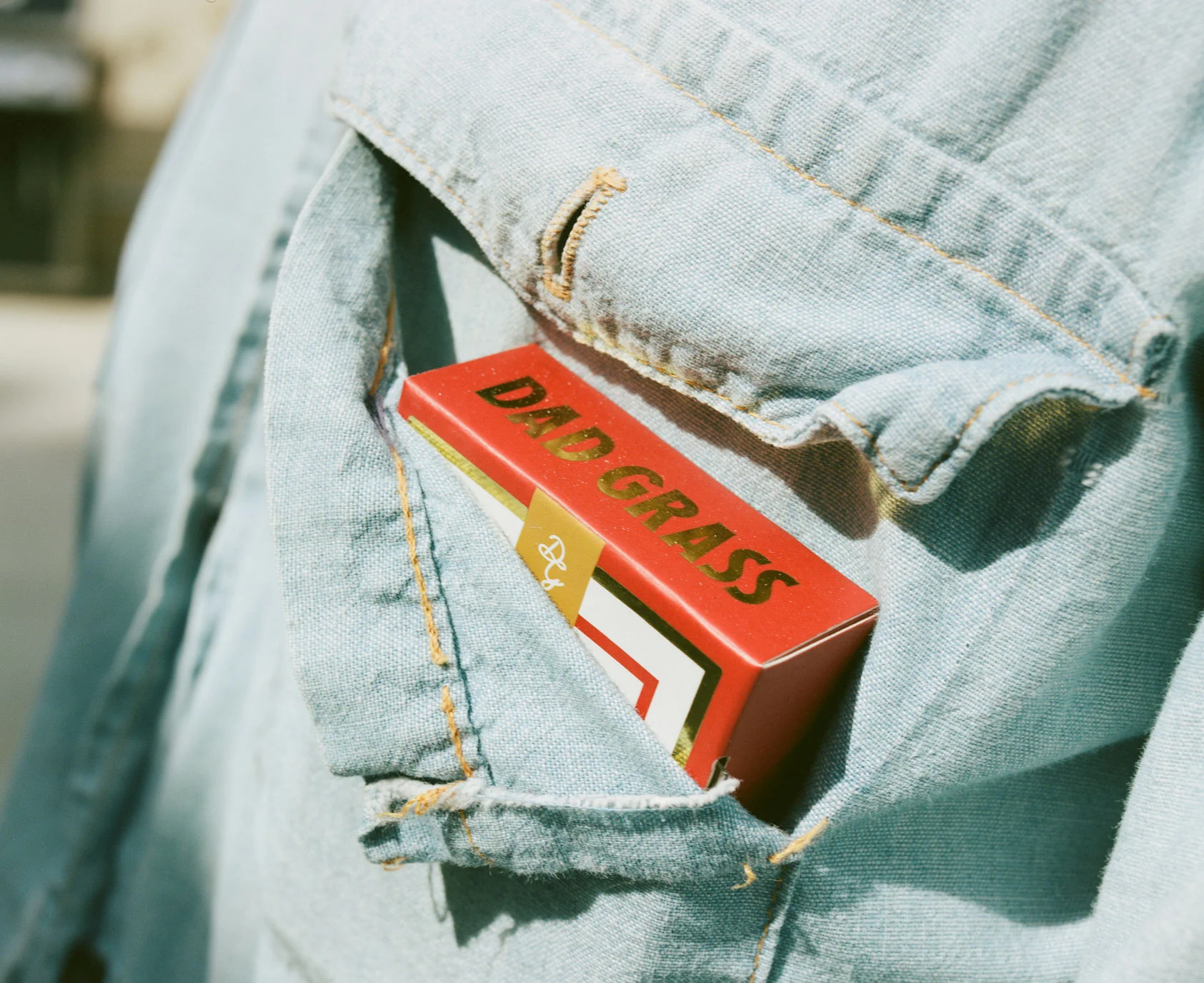 dadgrass_web_lifestyle_denimpocket.jpg