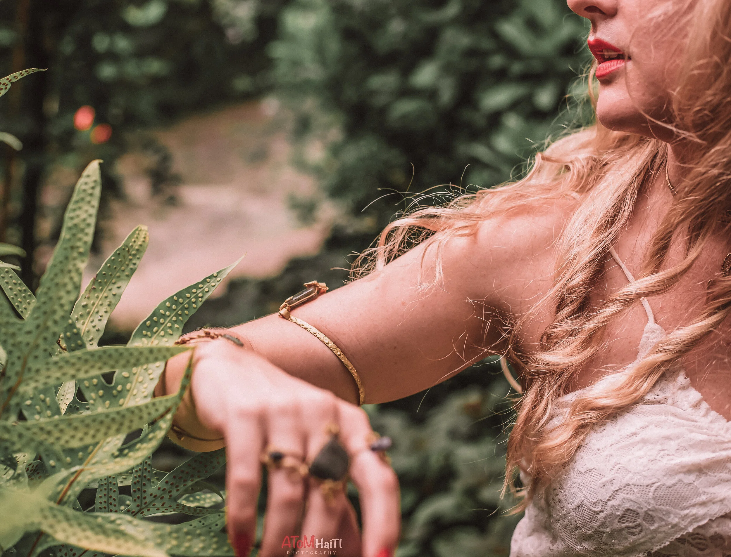 Images edited with Amanacer Presets in ROSEGOLD - GLOW