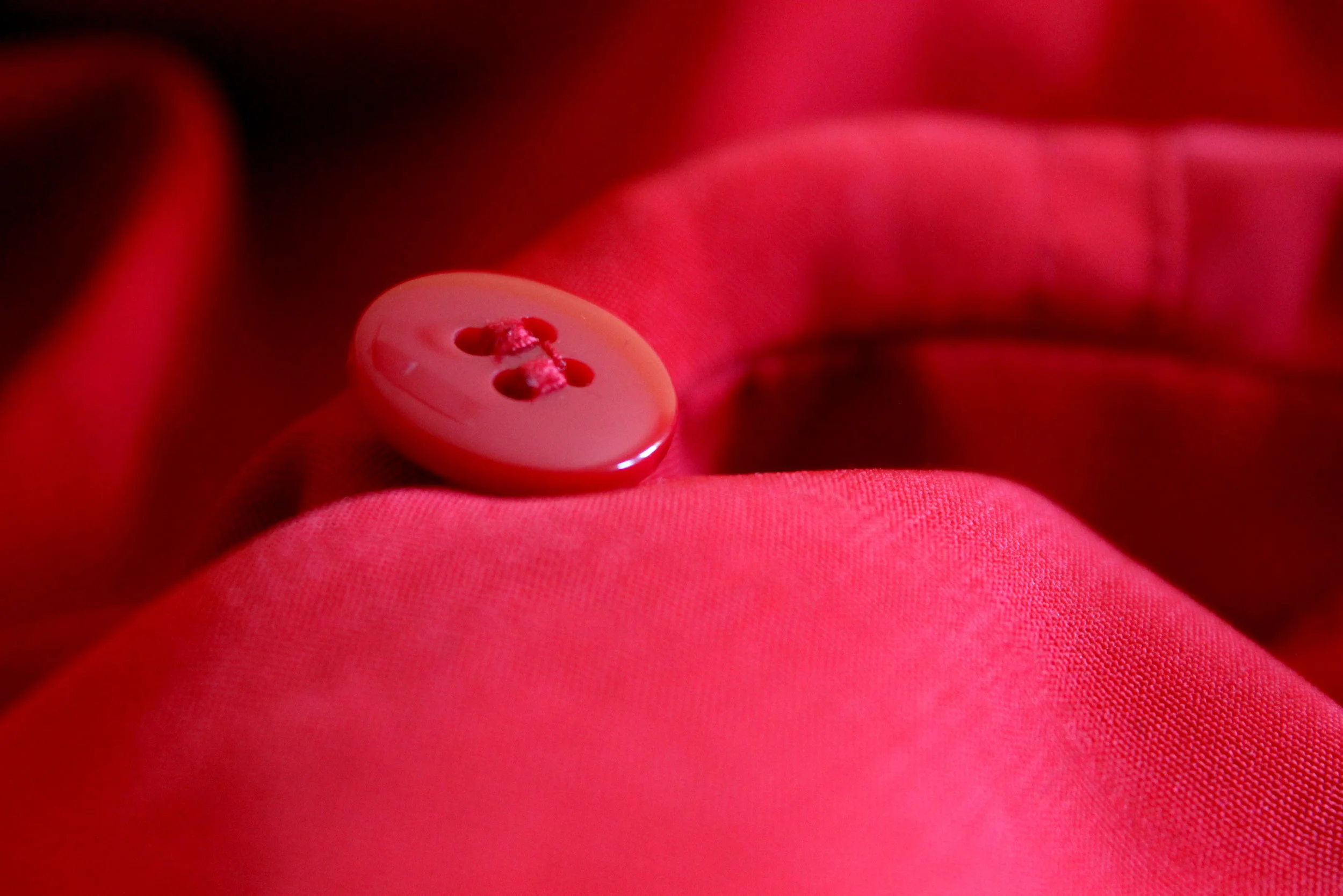 256_NavaGross_red.JPG