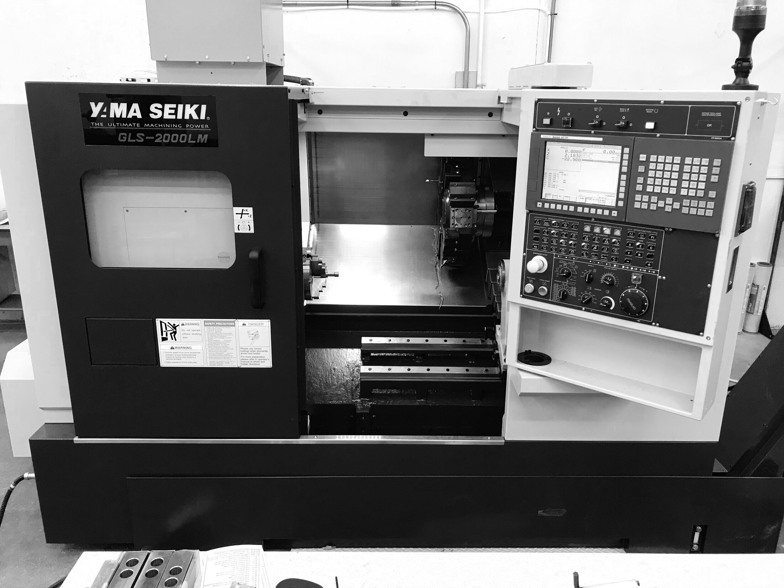 YAMA_SEIKI_TURNING_GLS_2000M.jpg