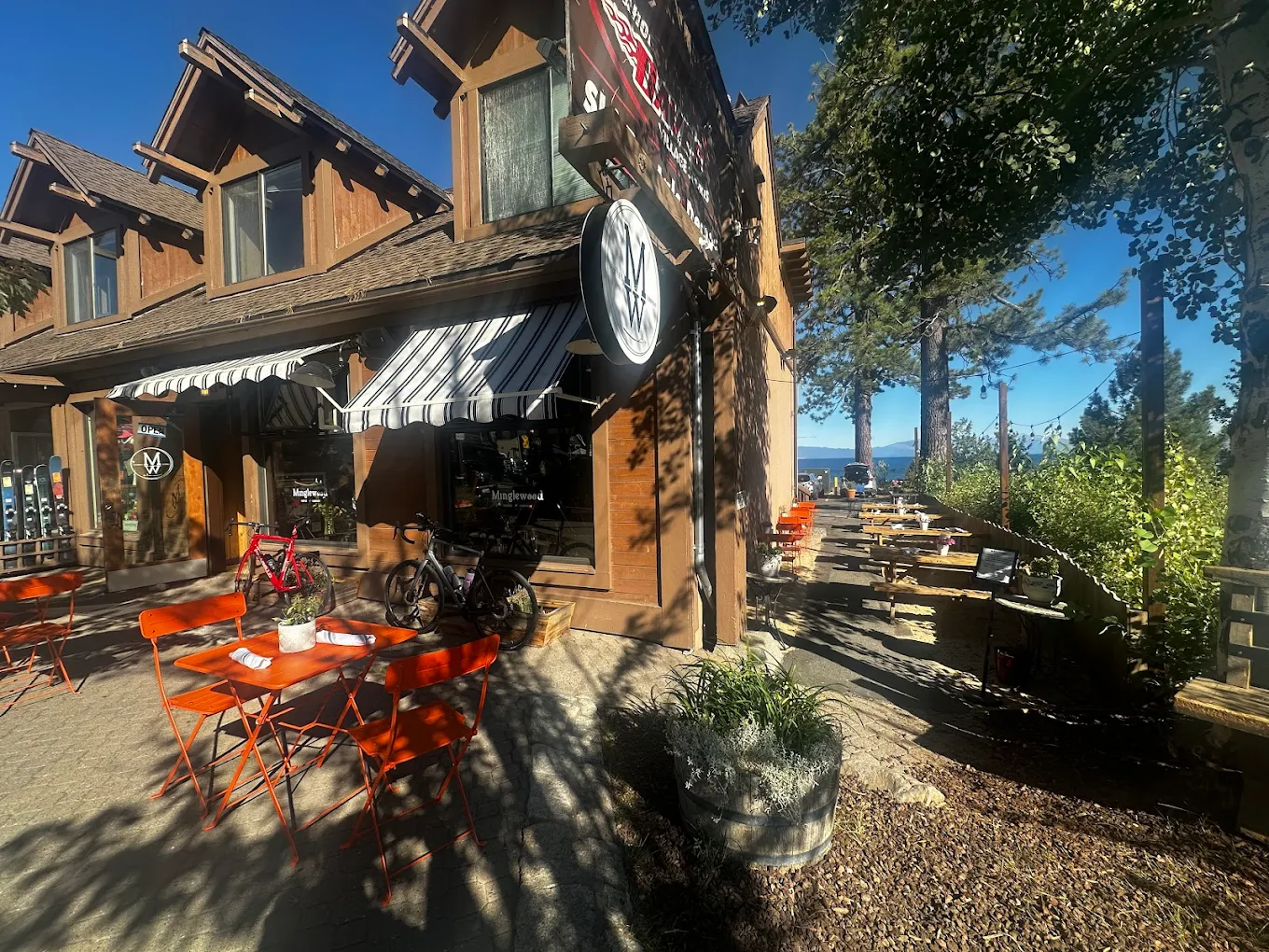 Horseshoe String Band with Cocoa &amp; Company at Minglewood