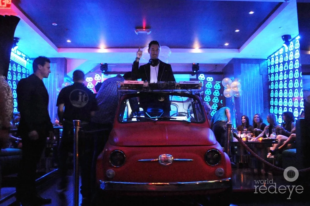 10-Bryan-Peroni-DJing7.jpg