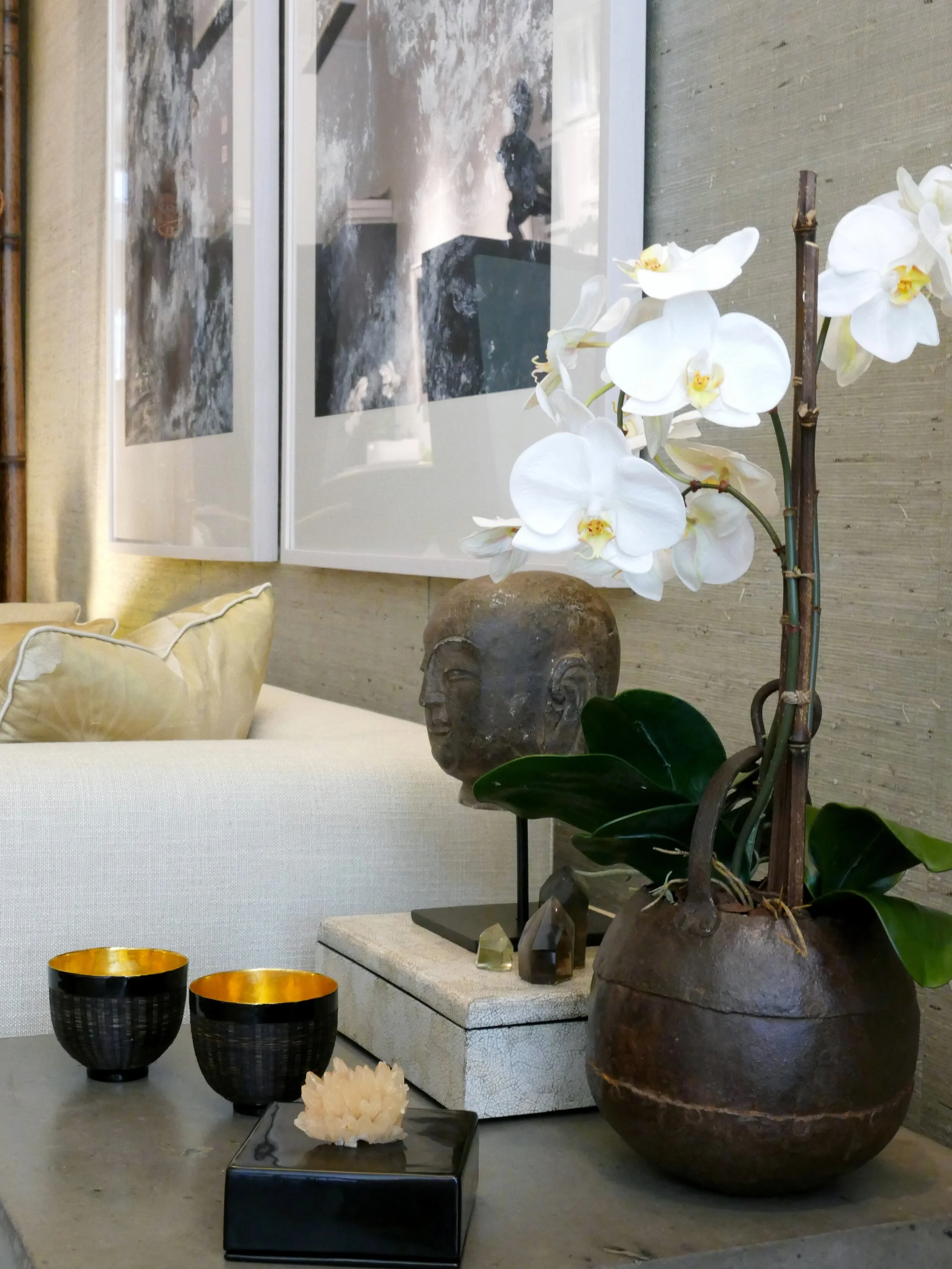 02 Conqubine_Display  Materiality.jpg