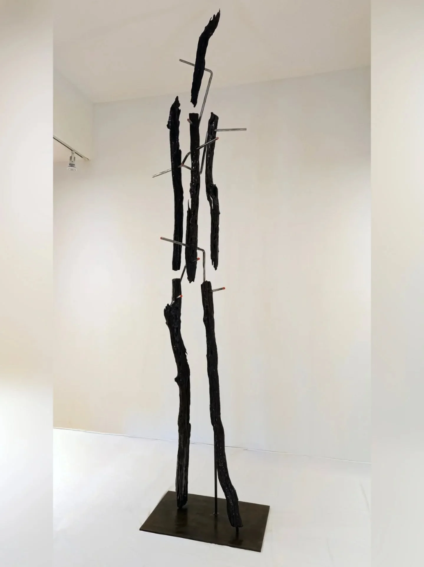 Don't miss this! Longtime Art Room volunteer Jeff Felderhoff will have a sculpture displayed in the Texas Sculpture Group's upcoming exhibition, Form and Vision.

🎉 Opening Reception:
🗓️ October 25, 12:00&ndash; 2:30 PM

👉 On View:
🗓️ October 25,