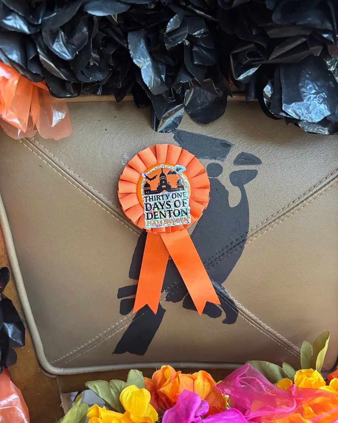 The Art Room&rsquo;s Scary Chair won an award&mdash;Honorable Mention Finalist&mdash;for the Scary Chairy Orchard Awards!! We are so thankful for the recognition, and we&rsquo;re especially amazed at all the notes to loved ones, thoughts, and memento