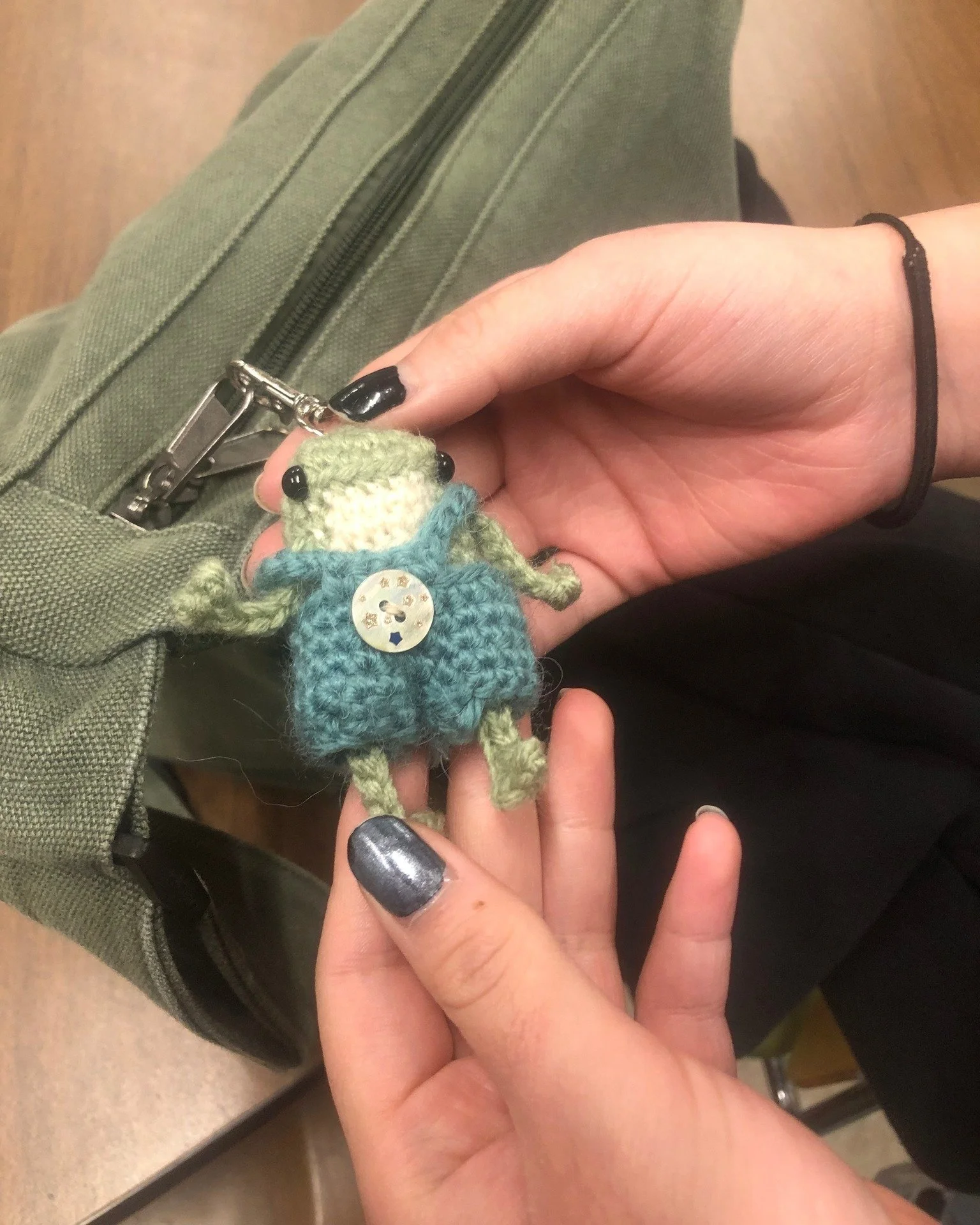 Love these works from our April Fiber Arts Circle meeting!

The Art Room's Fiber Arts Circle for Members meets the third Monday of the month. We look forward to the next one!