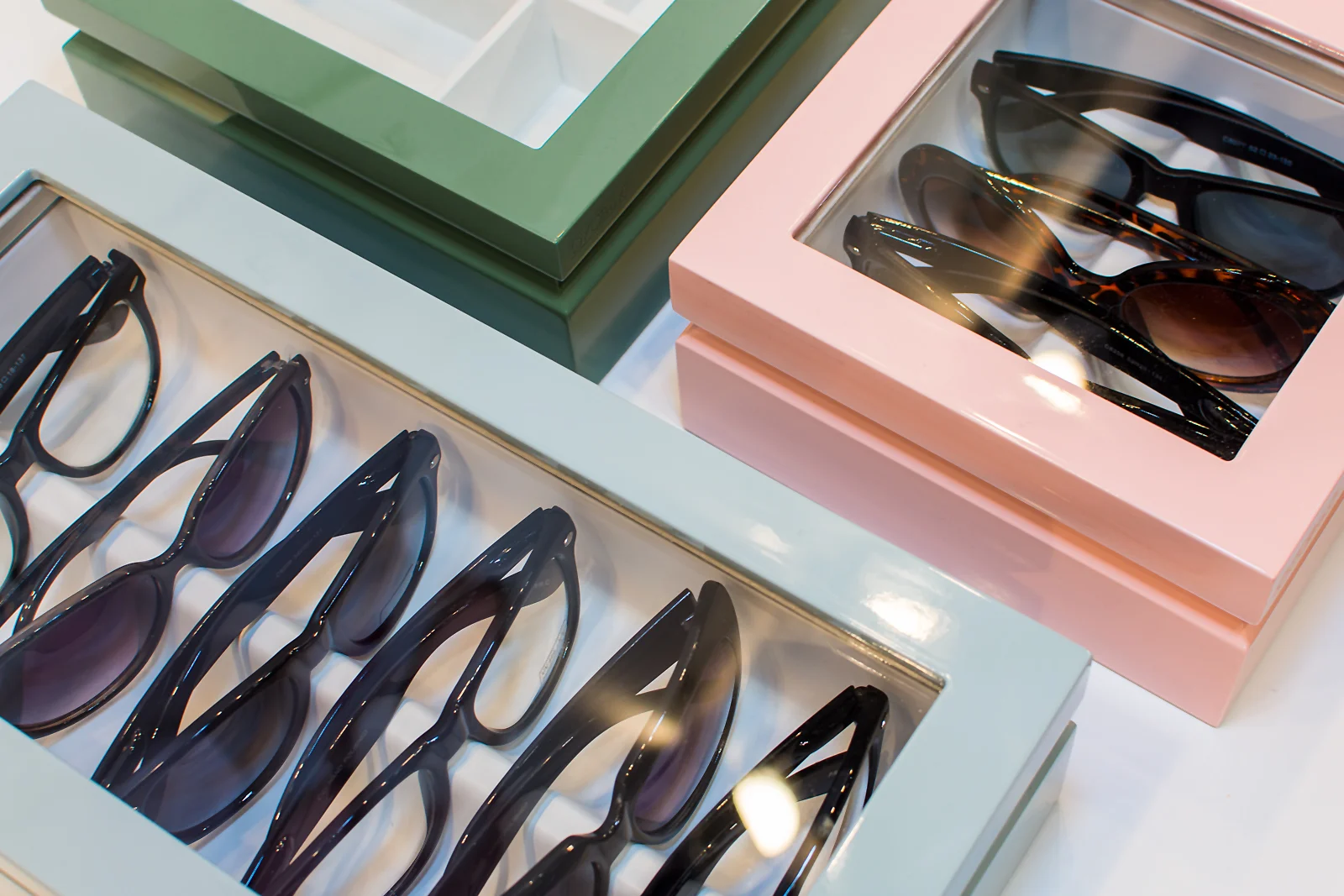 oyobox glasses storage