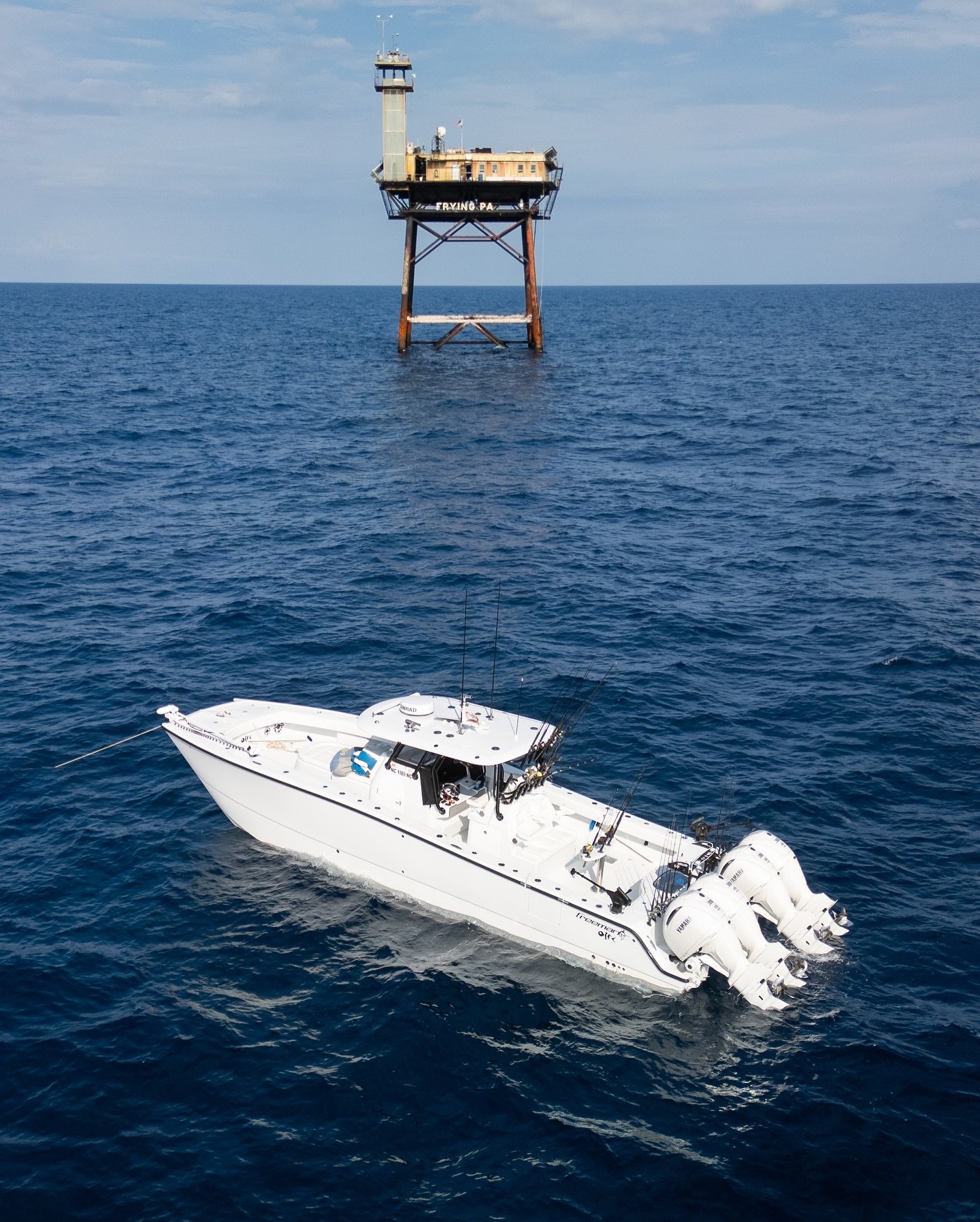 Hanging out with @oceanislefishingcenter at the Frying Pan Tower in NC on the newest episode of OIFC TV. 

Head to the link in @oifc_tv bio to watch the newest episode, all filmed on a Freeman!
