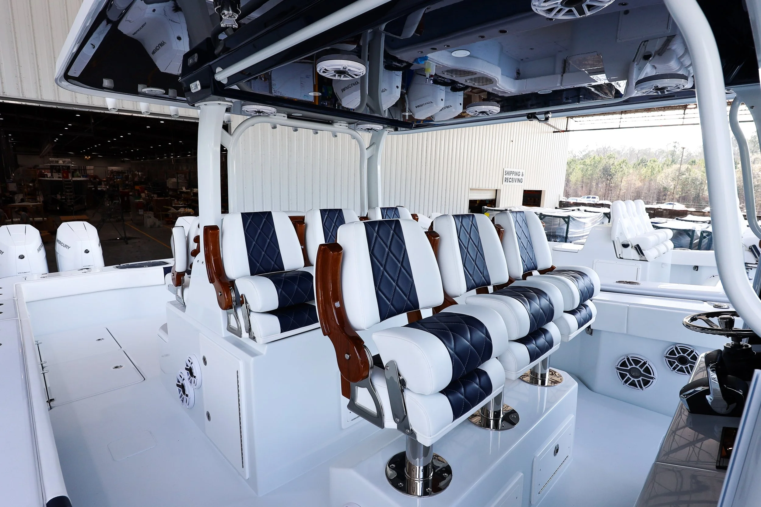 HELM SEATING