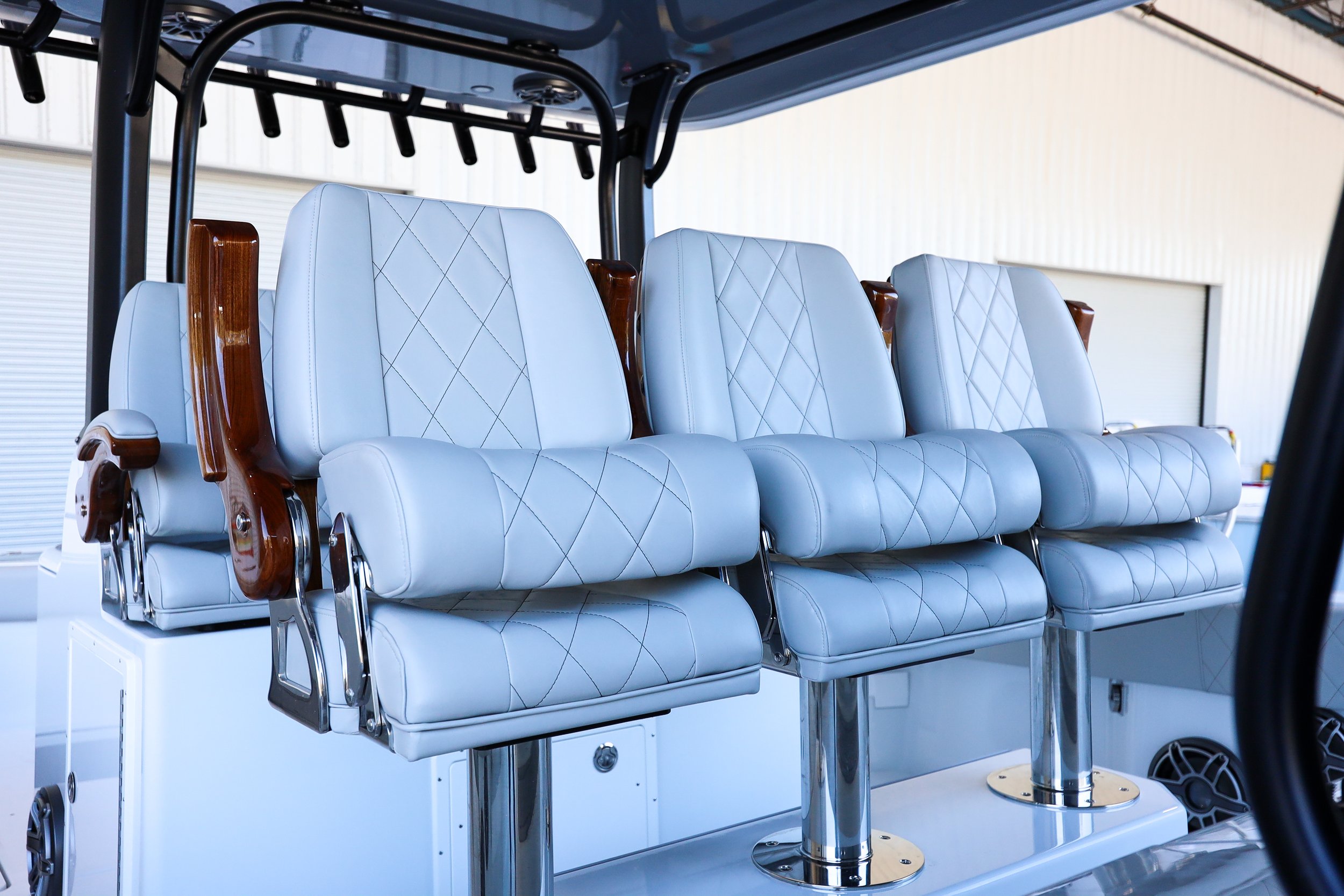 HELM SEATING