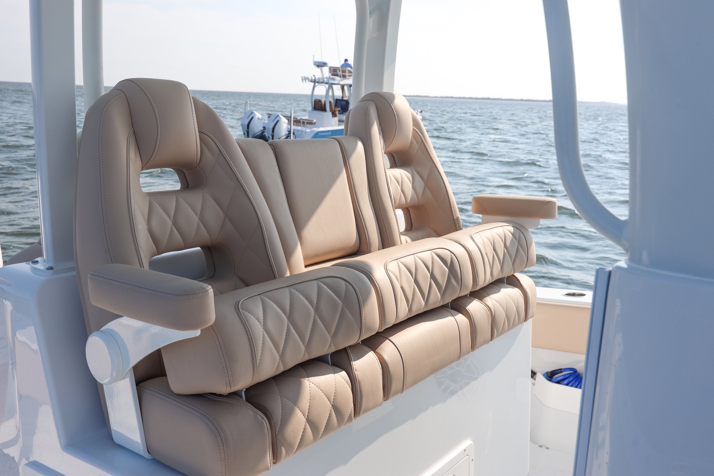 HELM SEATING