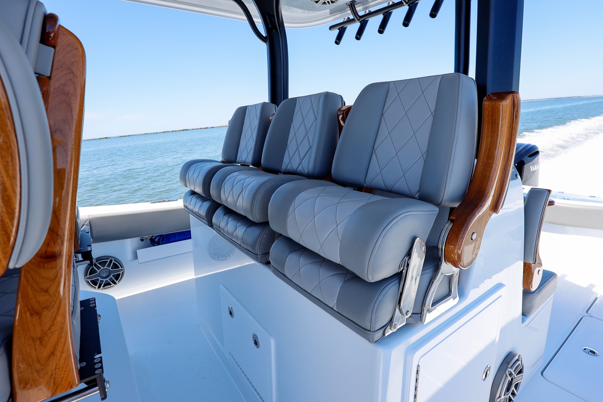 BENCH SEATING