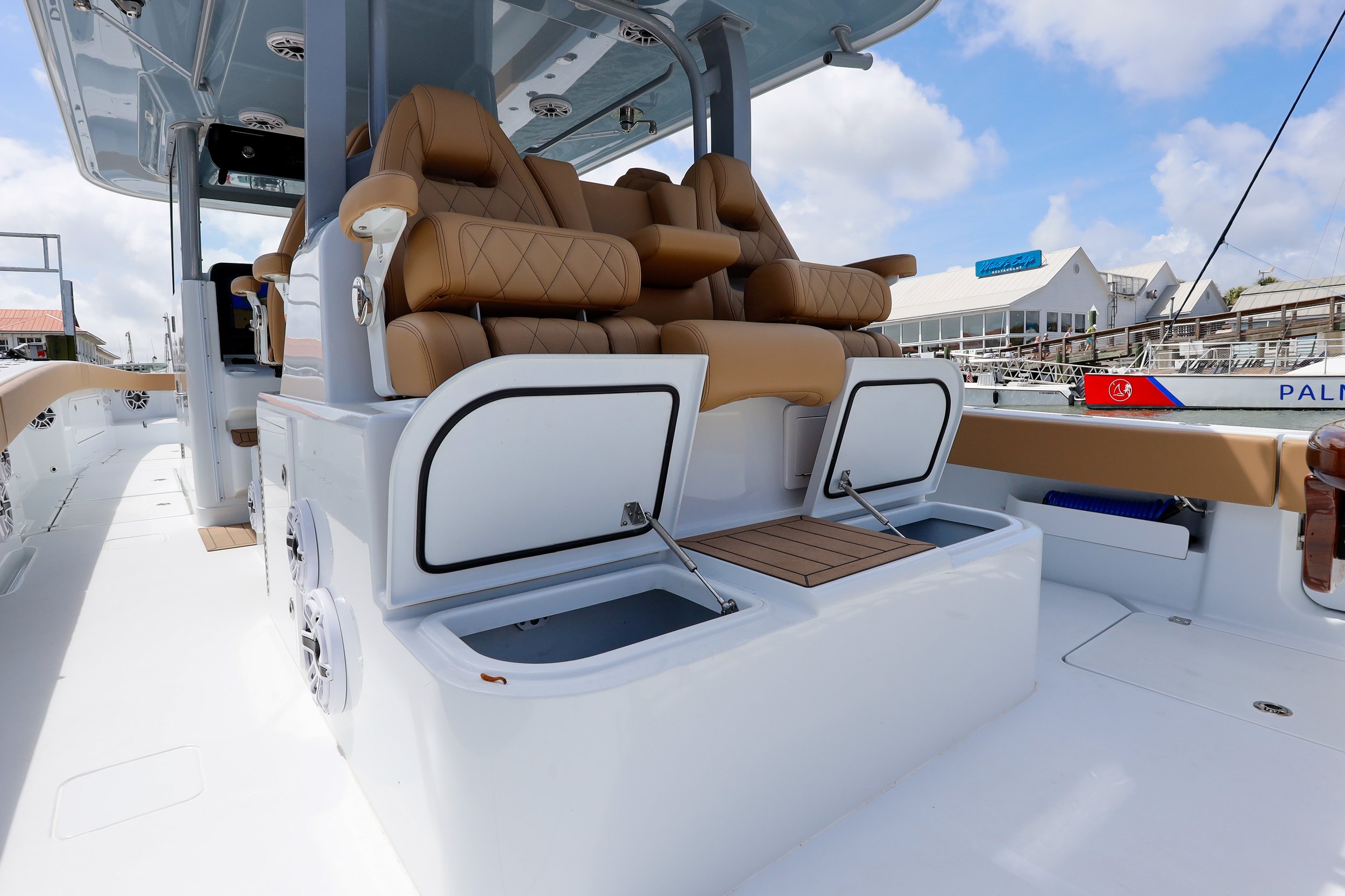 REAR FACING SEATING