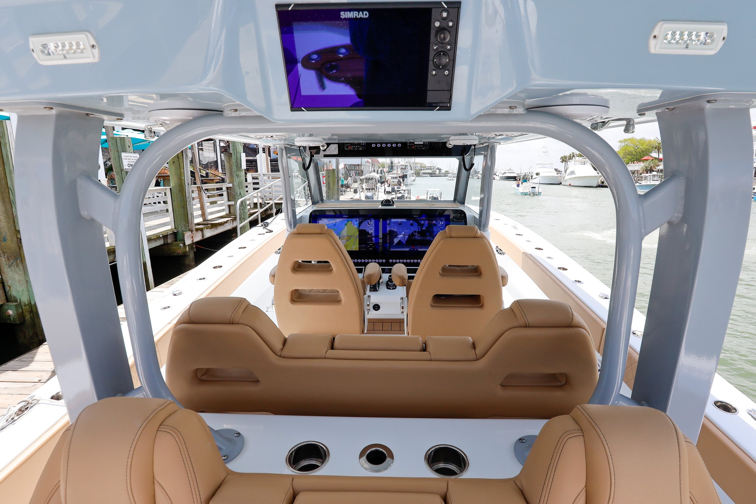 HELM SEATING